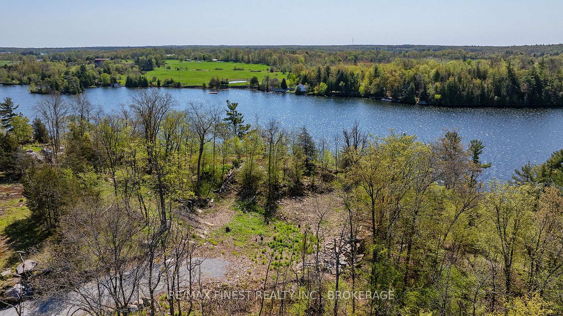 Photo 11 of 16 Chickadee Lane, Frontenac, Frontenac South — HOMEH