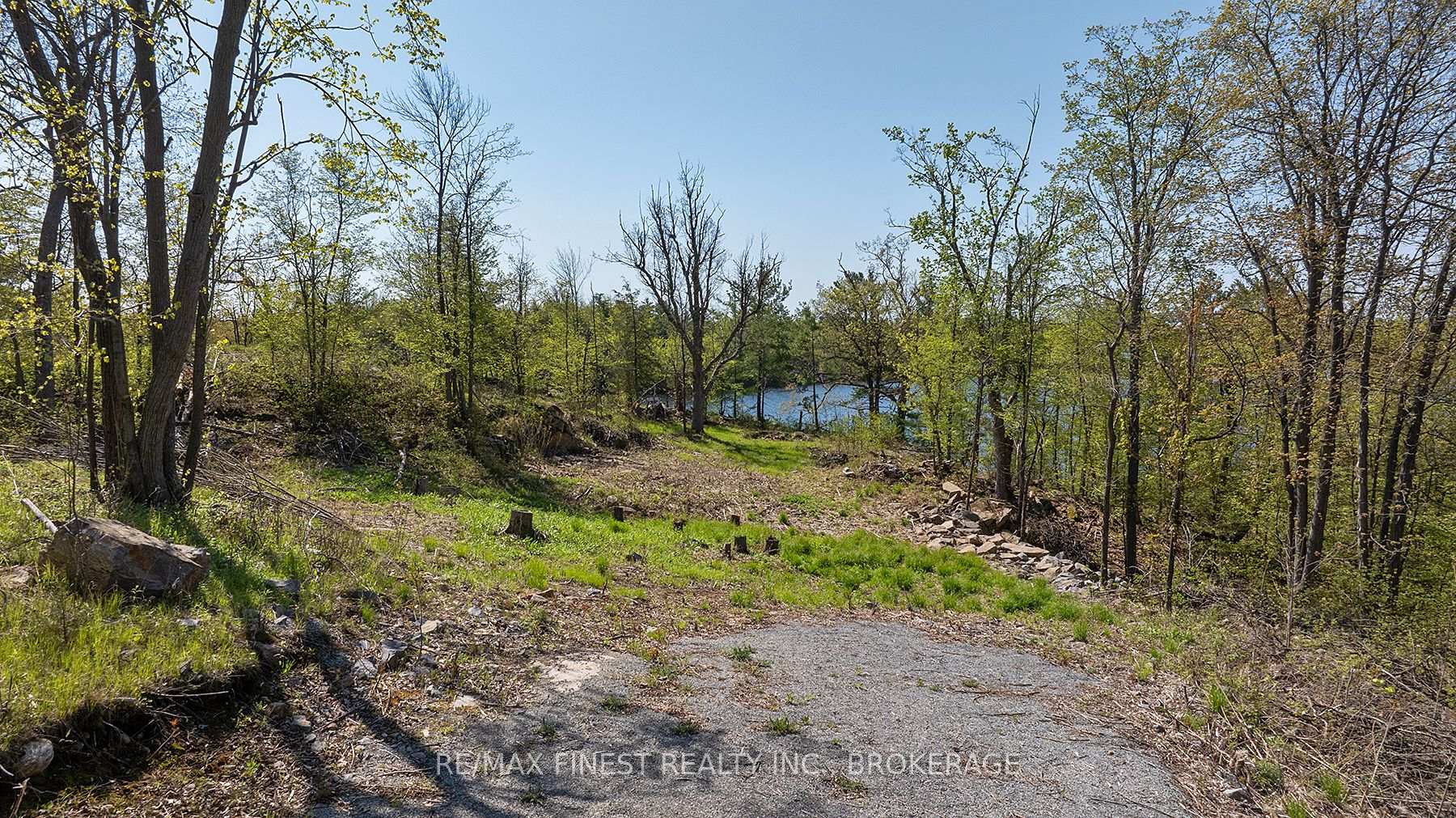 Photo 18 of 16 Chickadee Lane, Frontenac, Frontenac South — HOMEH