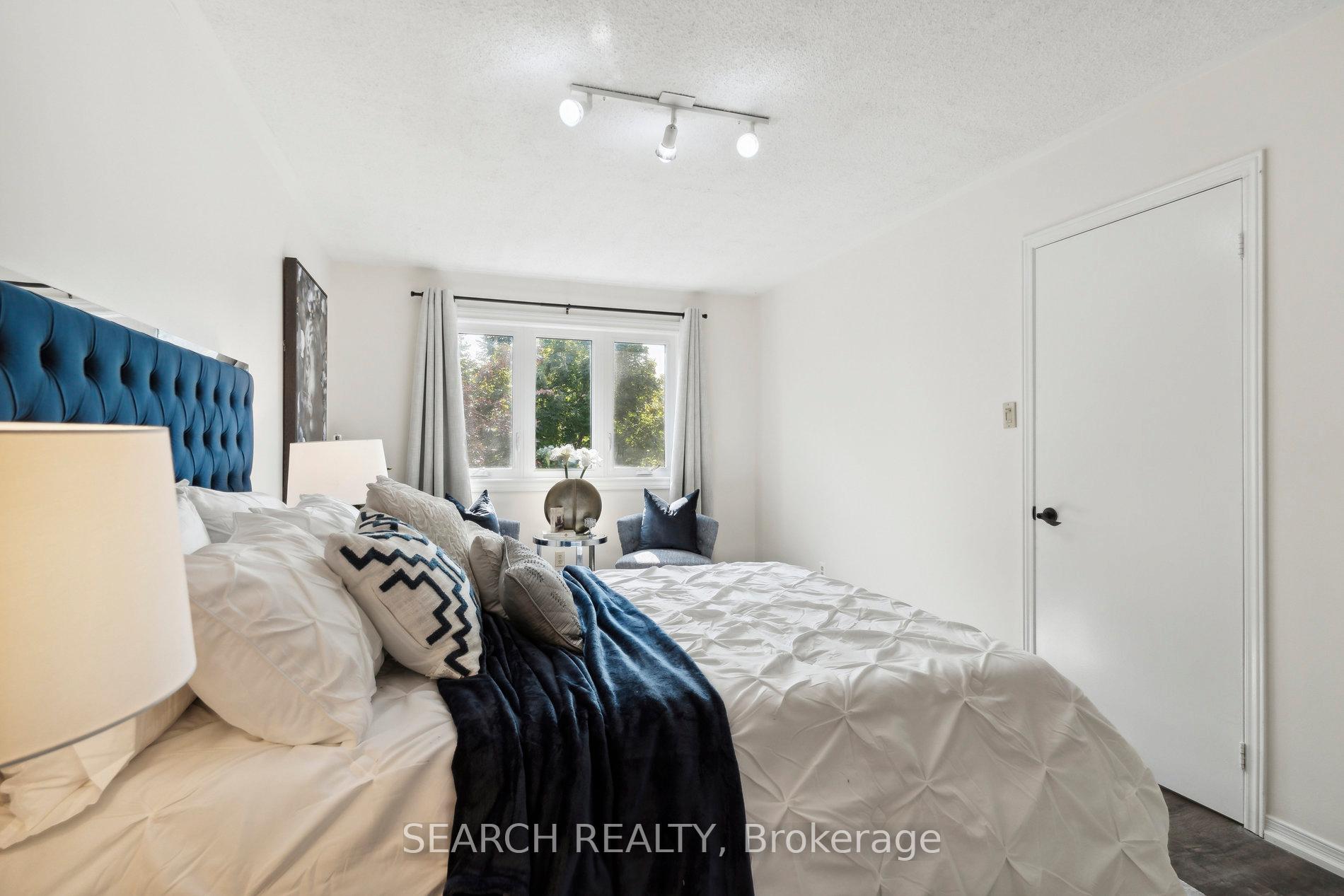 Photo 22 of 62 Stoneledge Circle, Brampton, Sandringham-Wellington — HOMEH