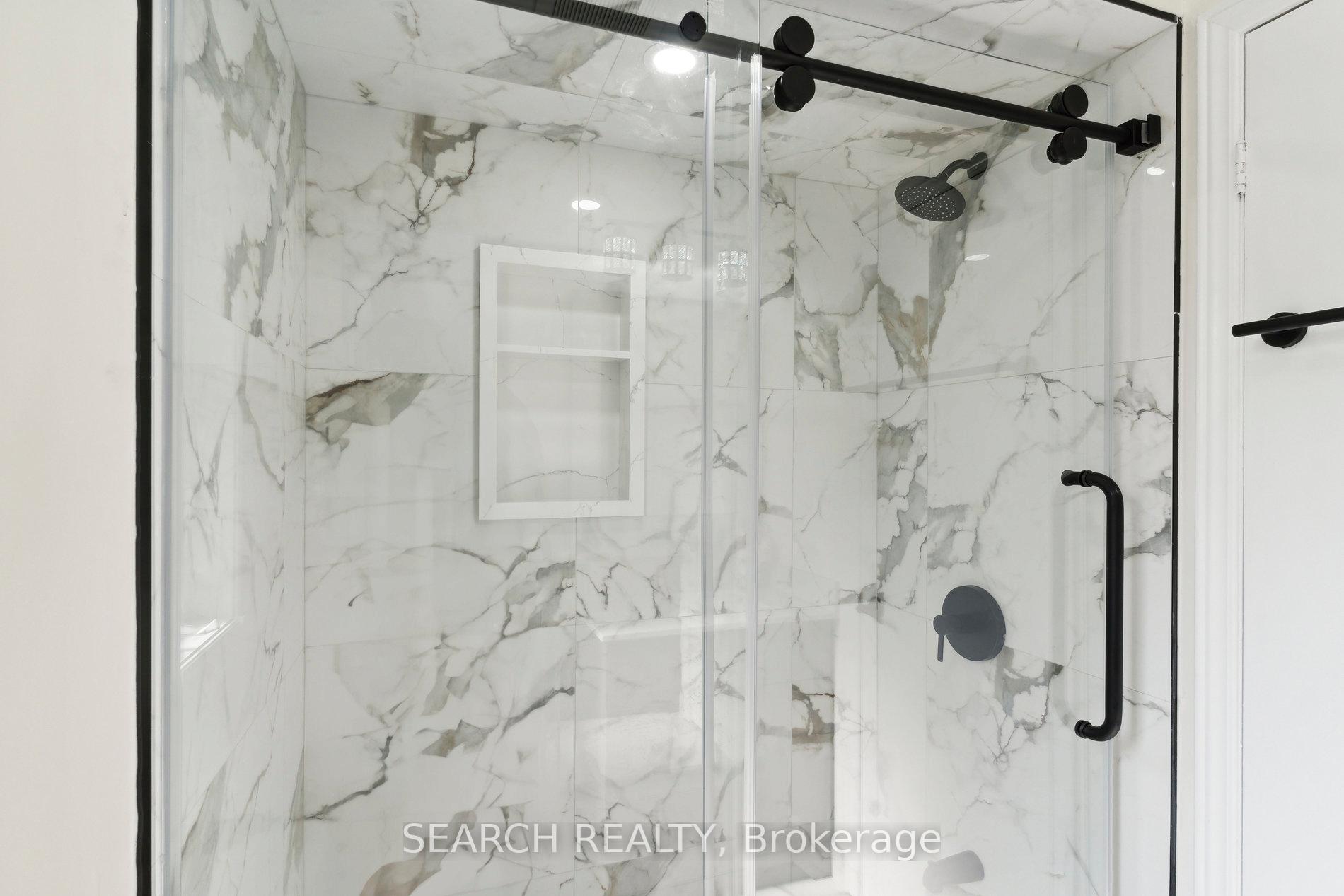 Photo 20 of 62 Stoneledge Circle, Brampton, Sandringham-Wellington — HOMEH
