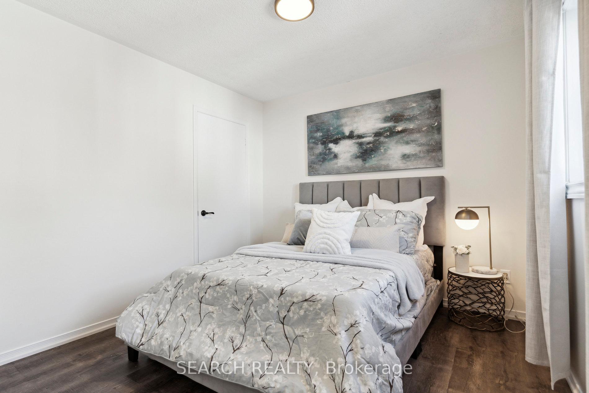 Photo 23 of 62 Stoneledge Circle, Brampton, Sandringham-Wellington — HOMEH