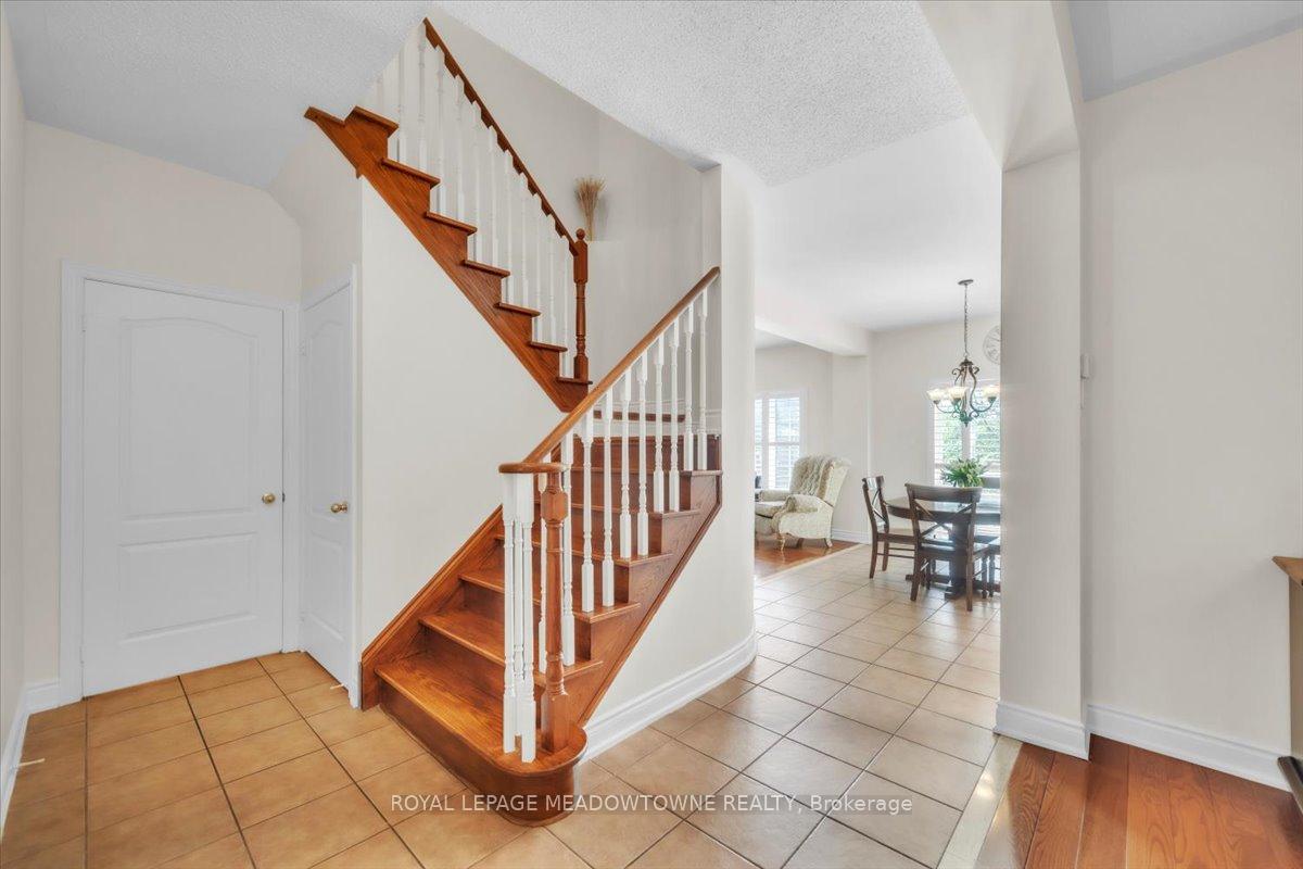 Photo 19 of 5 Freer Crescent, Ajax, Northwest Ajax — HOMEH