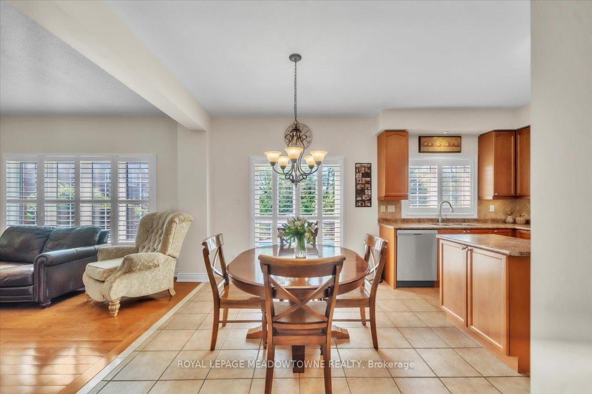 Photo 9 of 5 Freer Crescent, Ajax, Northwest Ajax — HOMEH