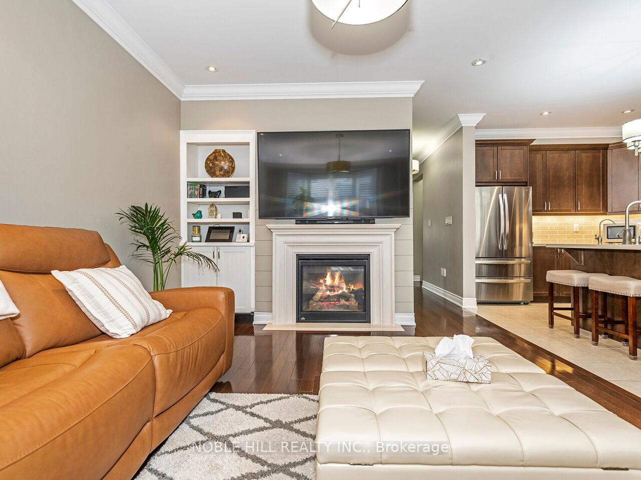 Photo 7 of 27 Cranbrook Crescent, Vaughan, Kleinburg — HOMEH