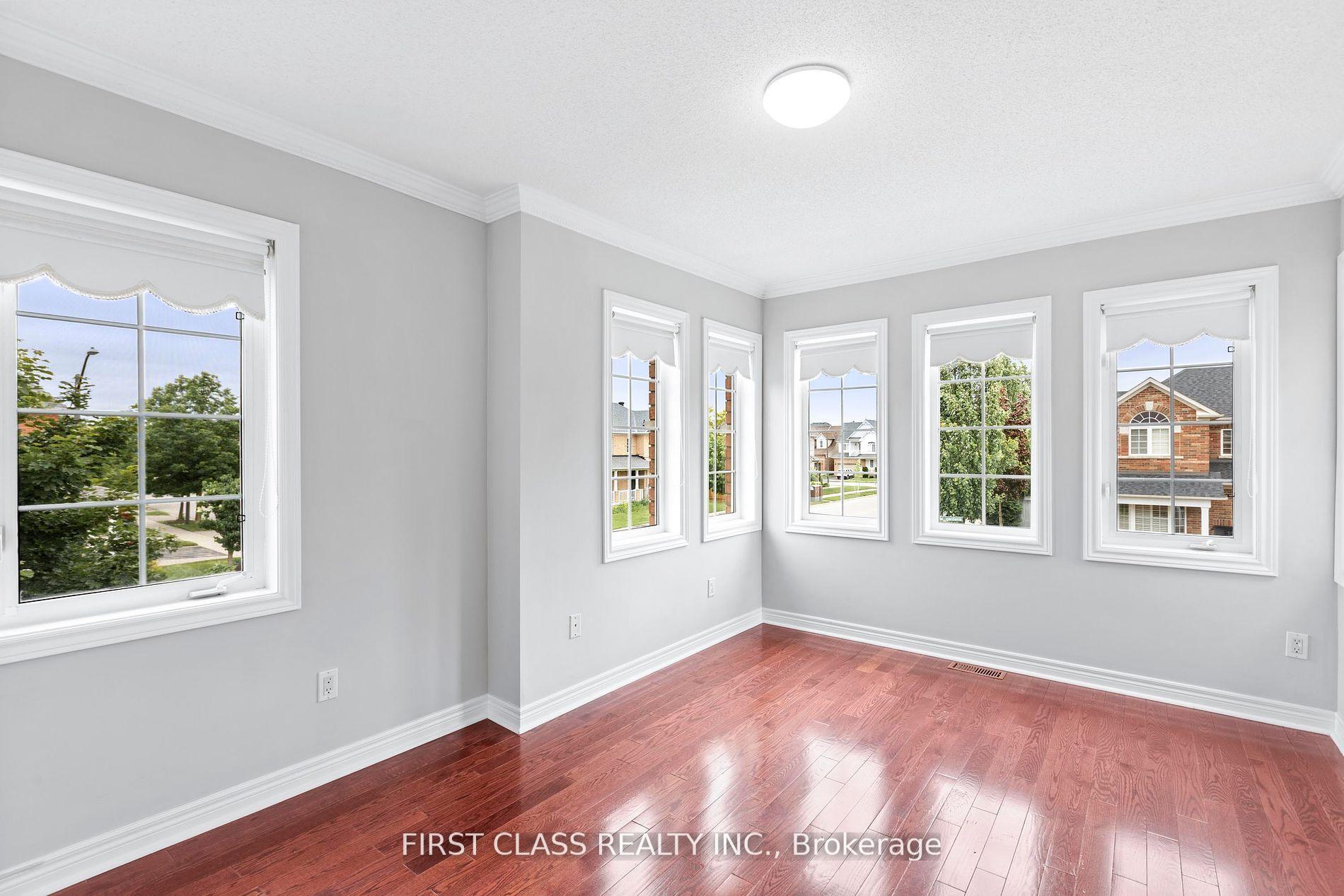 Photo 28 of 72 Perivale Gardens, Aurora, Bayview Wellington — HOMEH