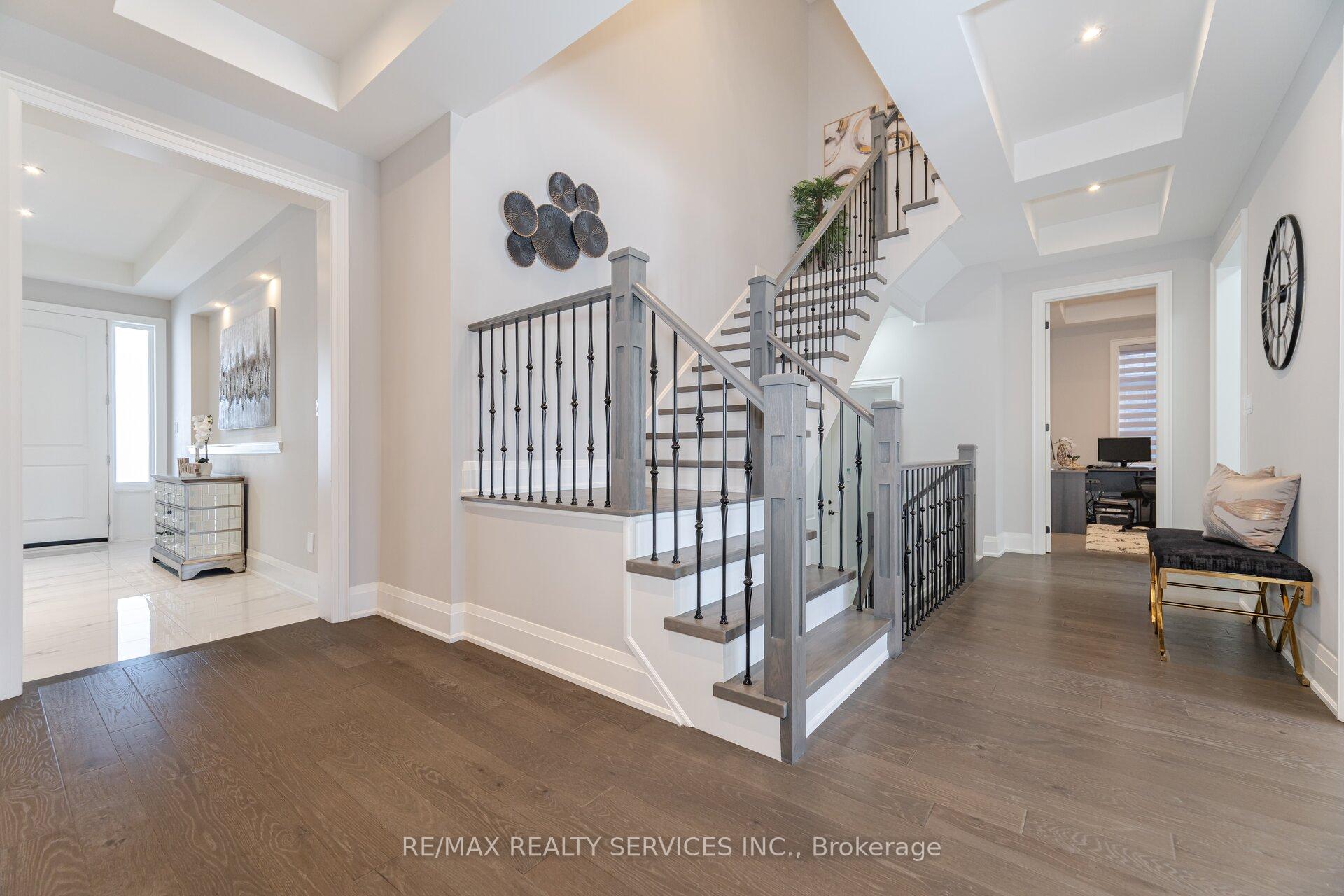 Photo 14 of 27 Endless Circle, Vaughan, Kleinburg — HOMEH