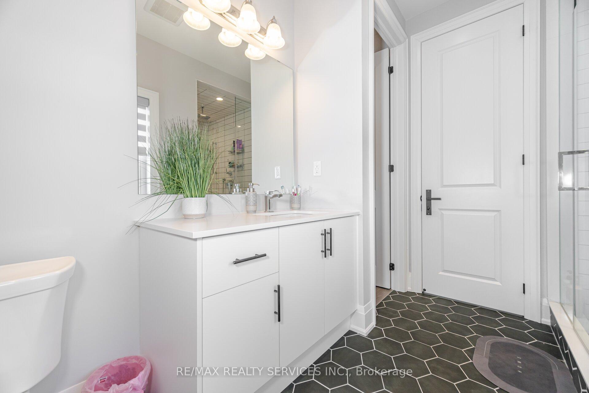 Photo 19 of 27 Endless Circle, Vaughan, Kleinburg — HOMEH