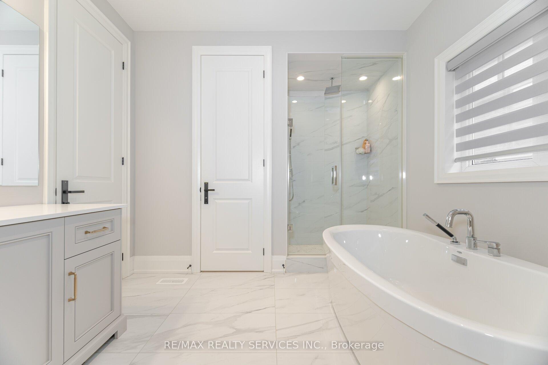 Photo 11 of 27 Endless Circle, Vaughan, Kleinburg — HOMEH