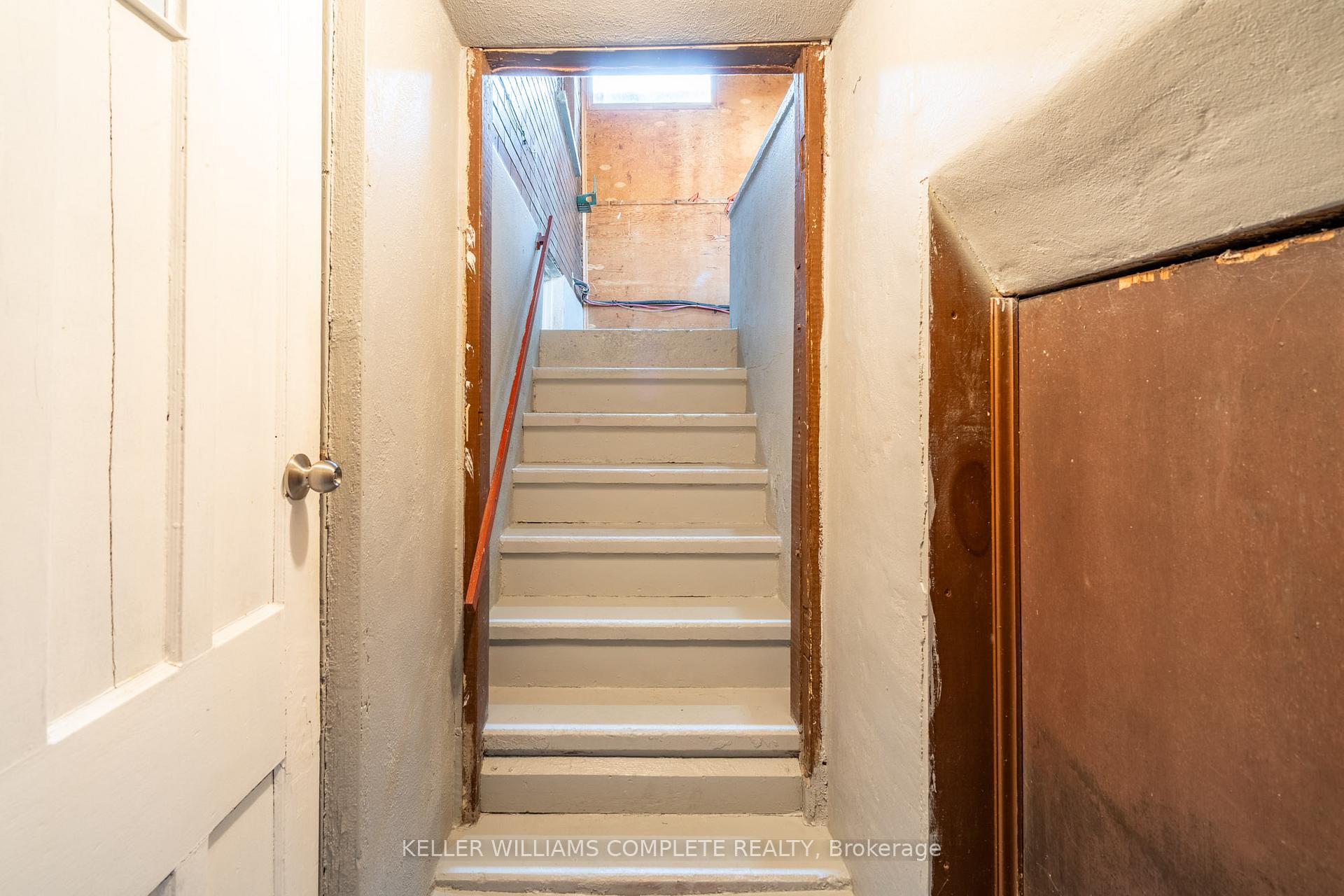 Photo 27 of 149 Strathcona Avenue N, Hamilton, Strathcona — HOMEH