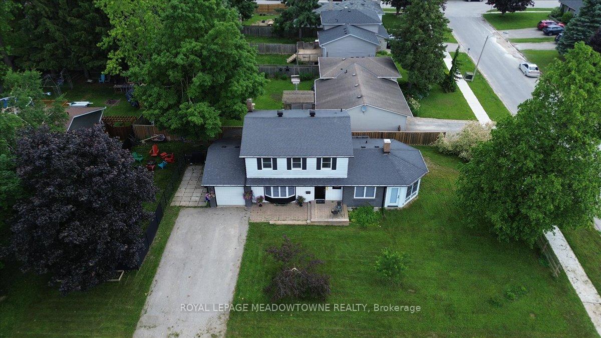 Photo 1 of 336 Pineview Gardens, Shelburne — HOMEH