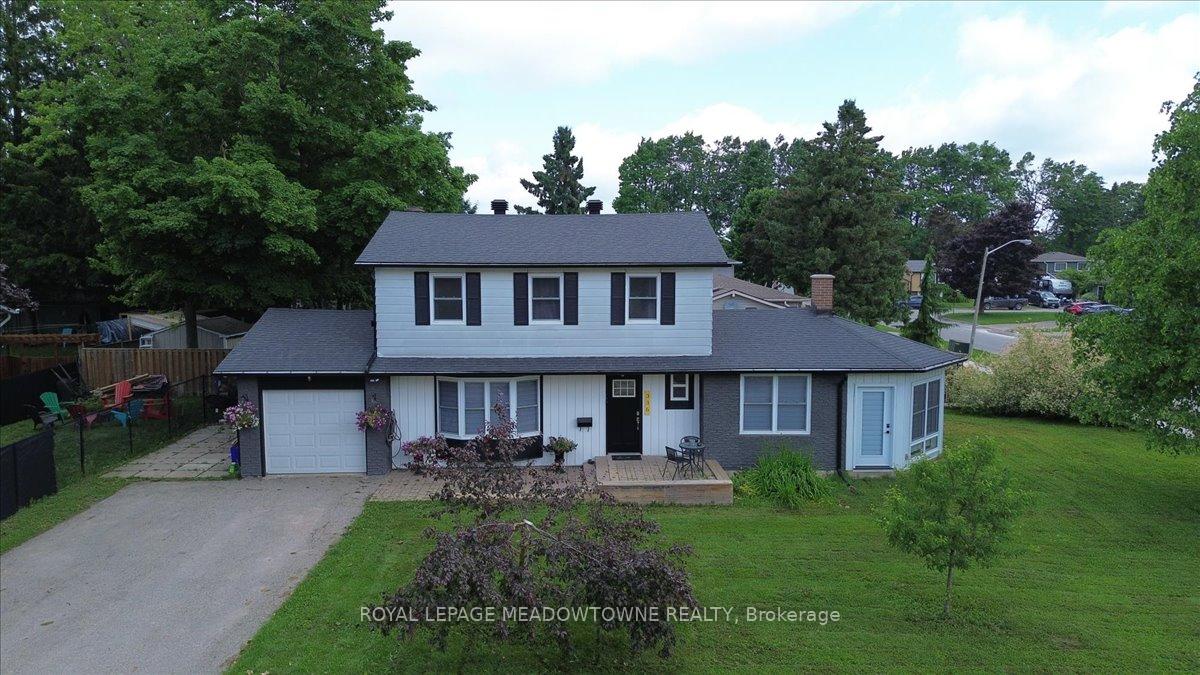 Photo 2 of 336 Pineview Gardens, Shelburne — HOMEH
