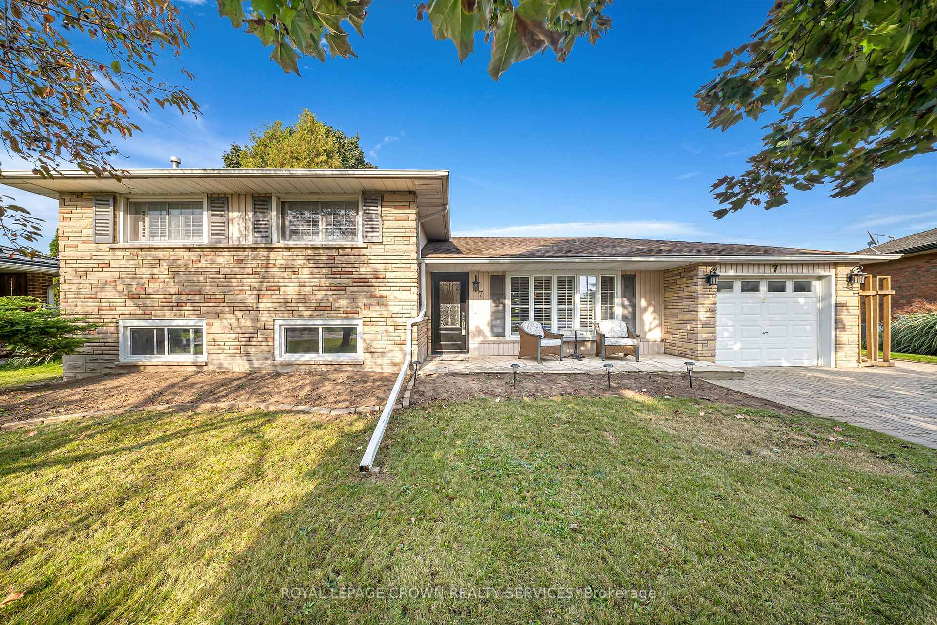 Photo 1 of 7 Woodland Drive, Cambridge — HOMEH