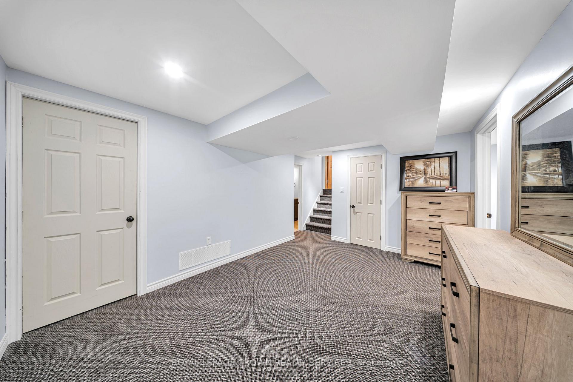 Photo 14 of 7 Woodland Drive, Cambridge — HOMEH