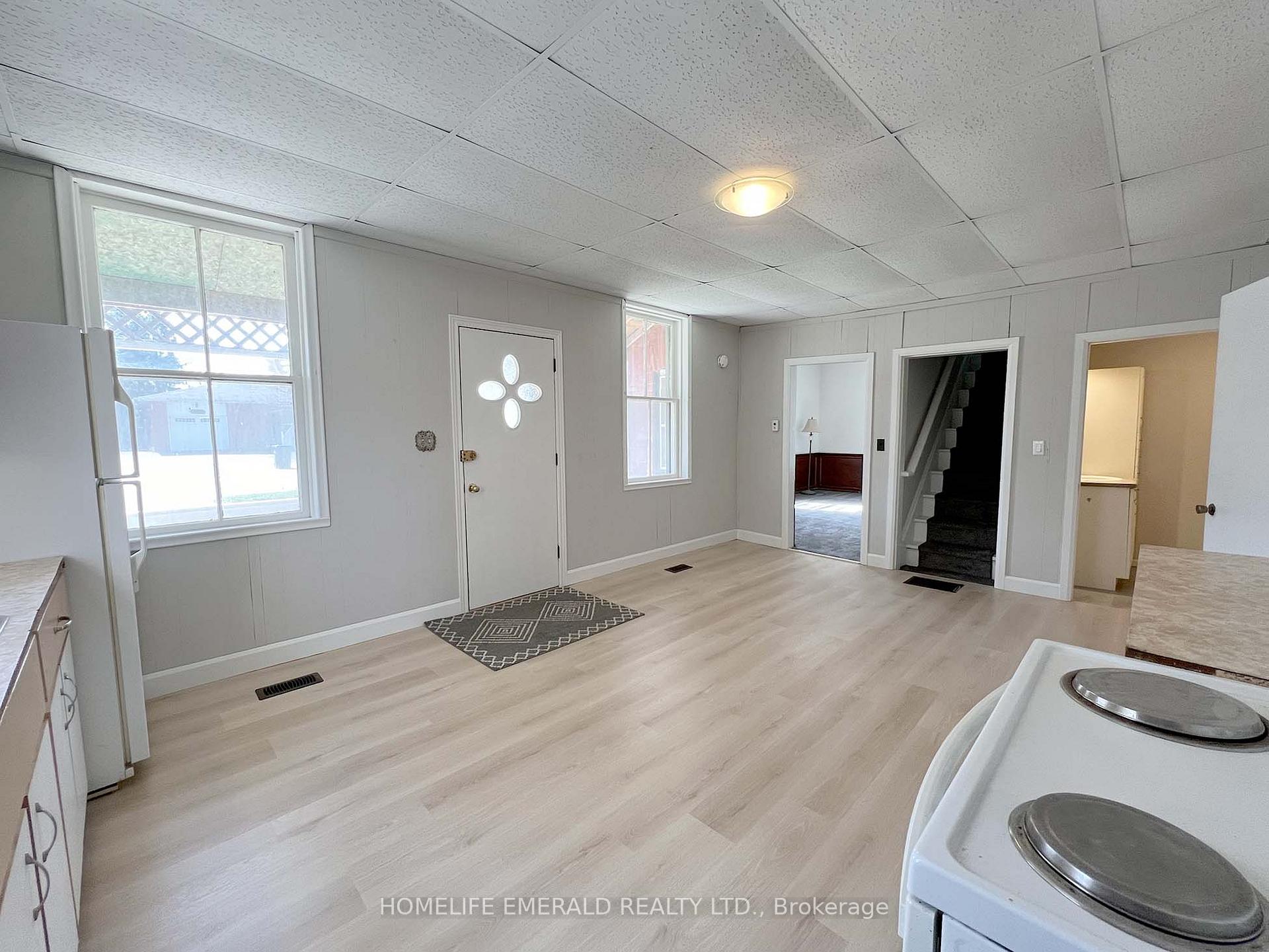 Photo 21 of 19 Robert Street, Essa, Thornton — HOMEH