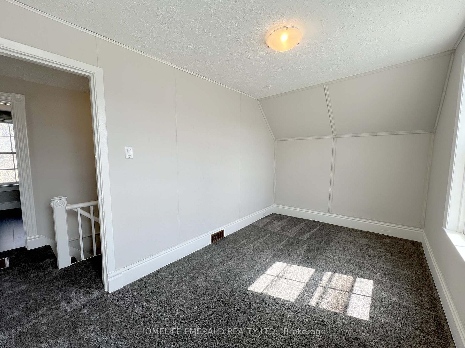 Photo 23 of 19 Robert Street, Essa, Thornton — HOMEH