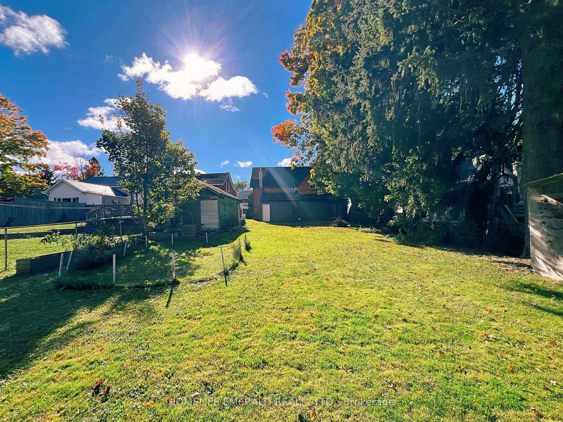 Photo 31 of 19 Robert Street, Essa, Thornton — HOMEH