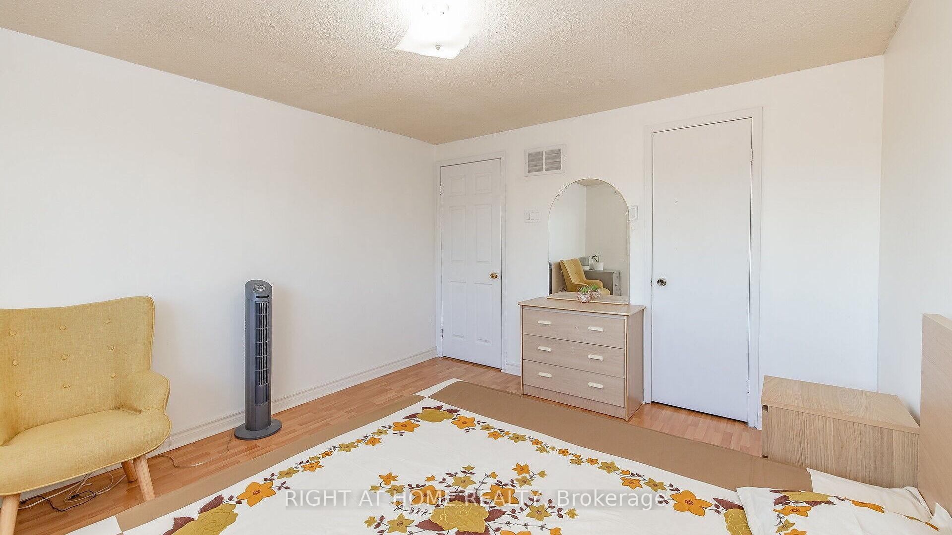 Photo 36 of 16 Holgate Court, Brampton, Heart Lake West — HOMEH