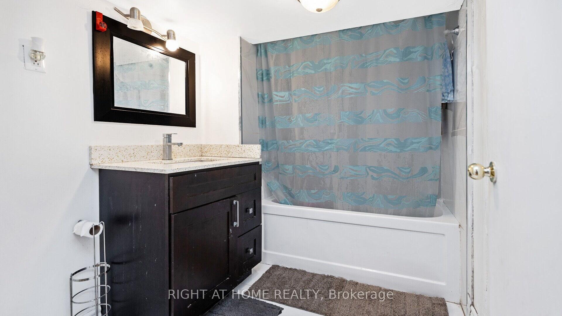 Photo 28 of 16 Holgate Court, Brampton, Heart Lake West — HOMEH
