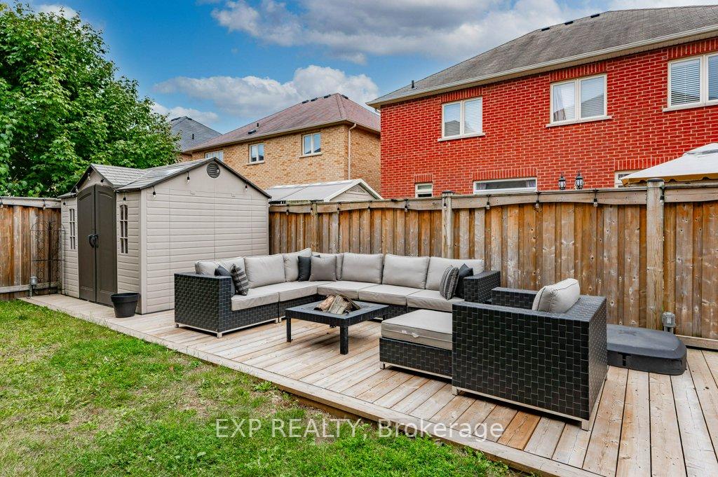 Photo 21 of 47 Steel Drive, Aurora, Bayview Northeast — HOMEH