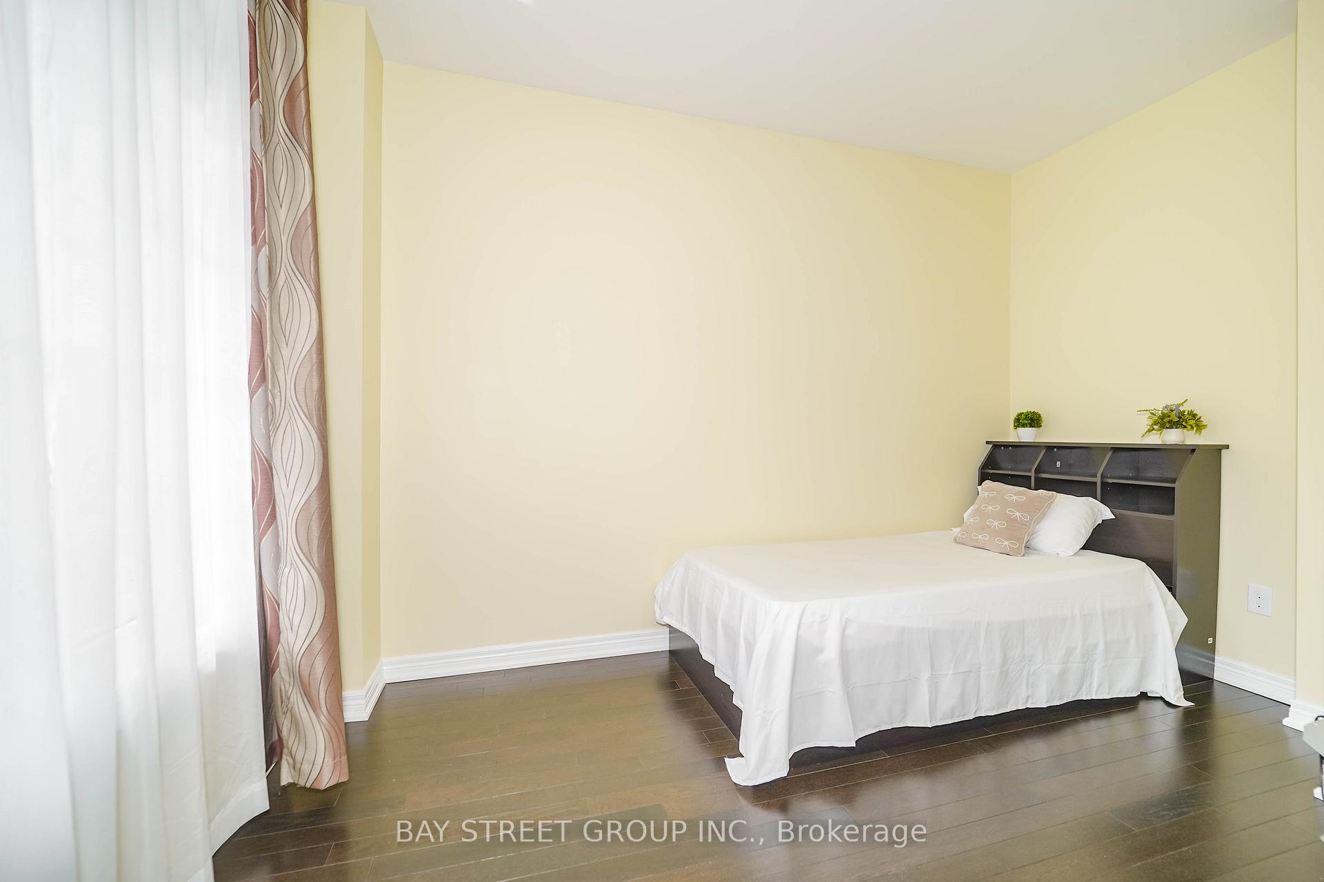 Photo 12 of 20 Windyton Avenue, Markham, Cornell — HOMEH
