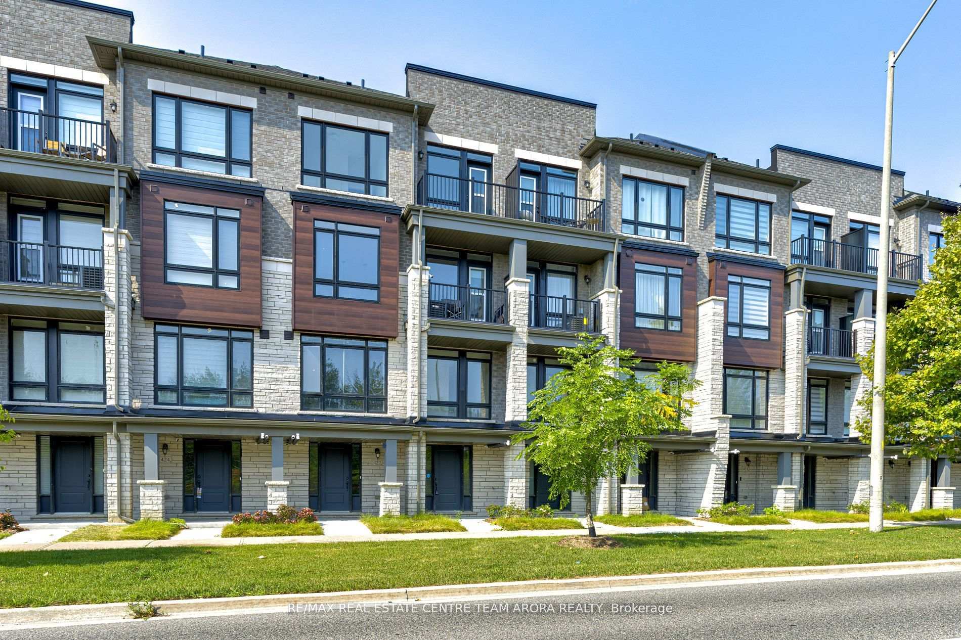 Photo 26 of 420 Salem Road S, Ajax, South East — HOMEH