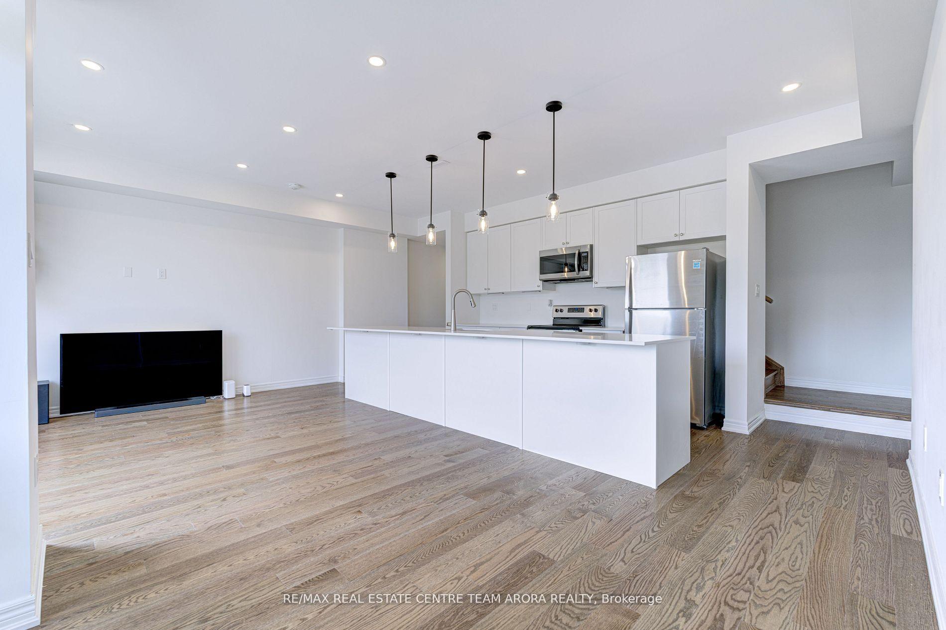 Photo 4 of 420 Salem Road S, Ajax, South East — HOMEH