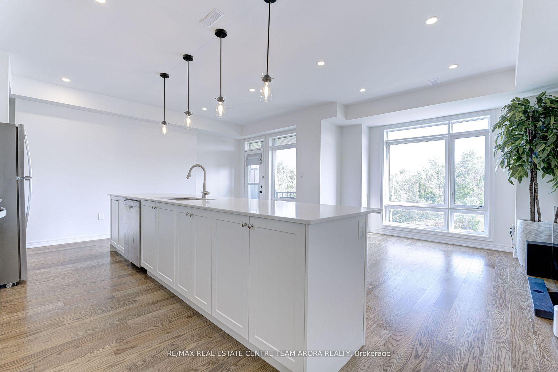 Photo 23 of 420 Salem Road S, Ajax, South East — HOMEH