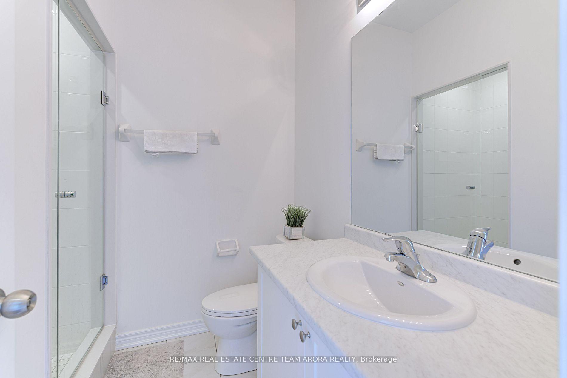 Photo 14 of 420 Salem Road S, Ajax, South East — HOMEH