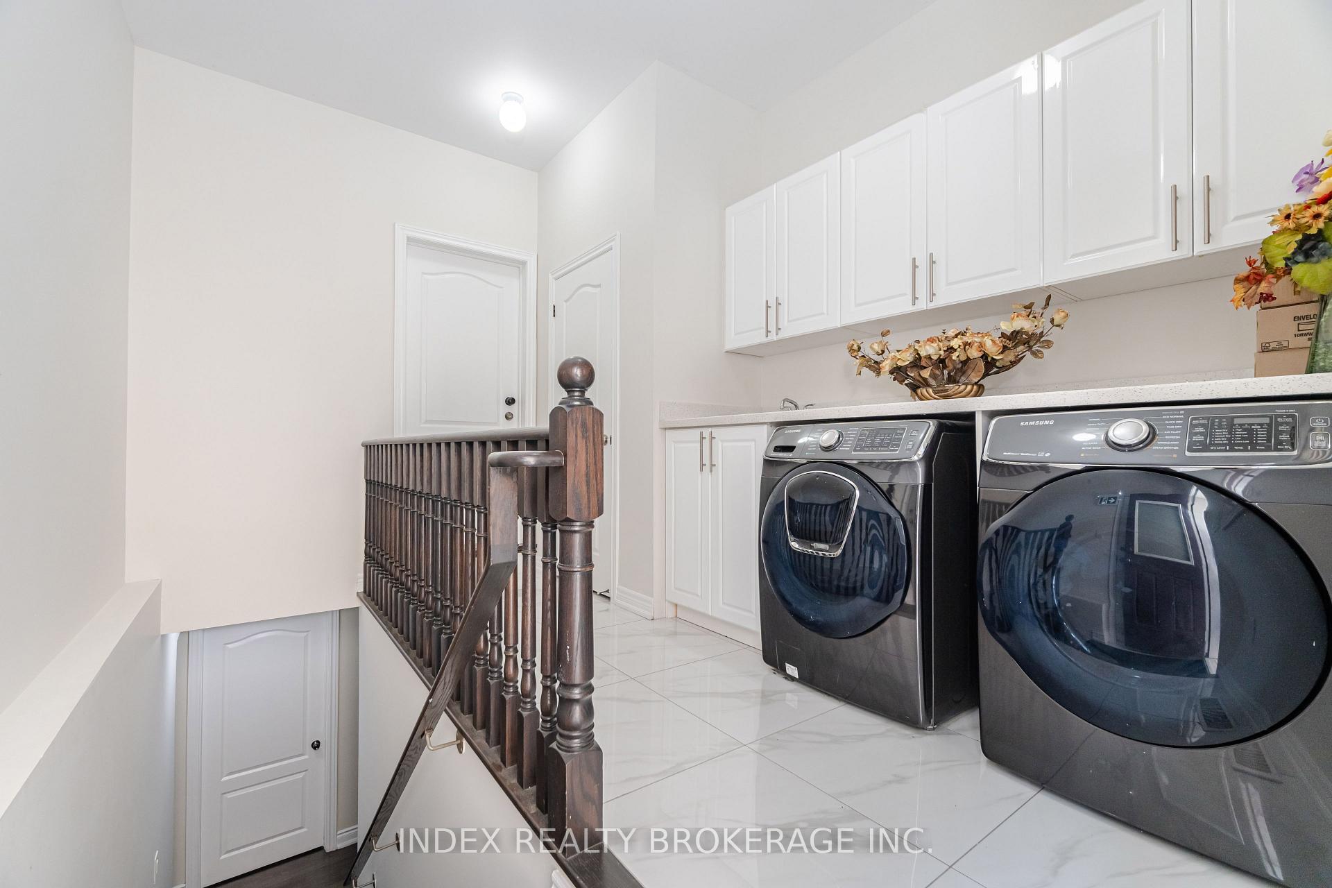 Photo 16 of 86 Hanbury Crescent, Brampton, Credit Valley — HOMEH