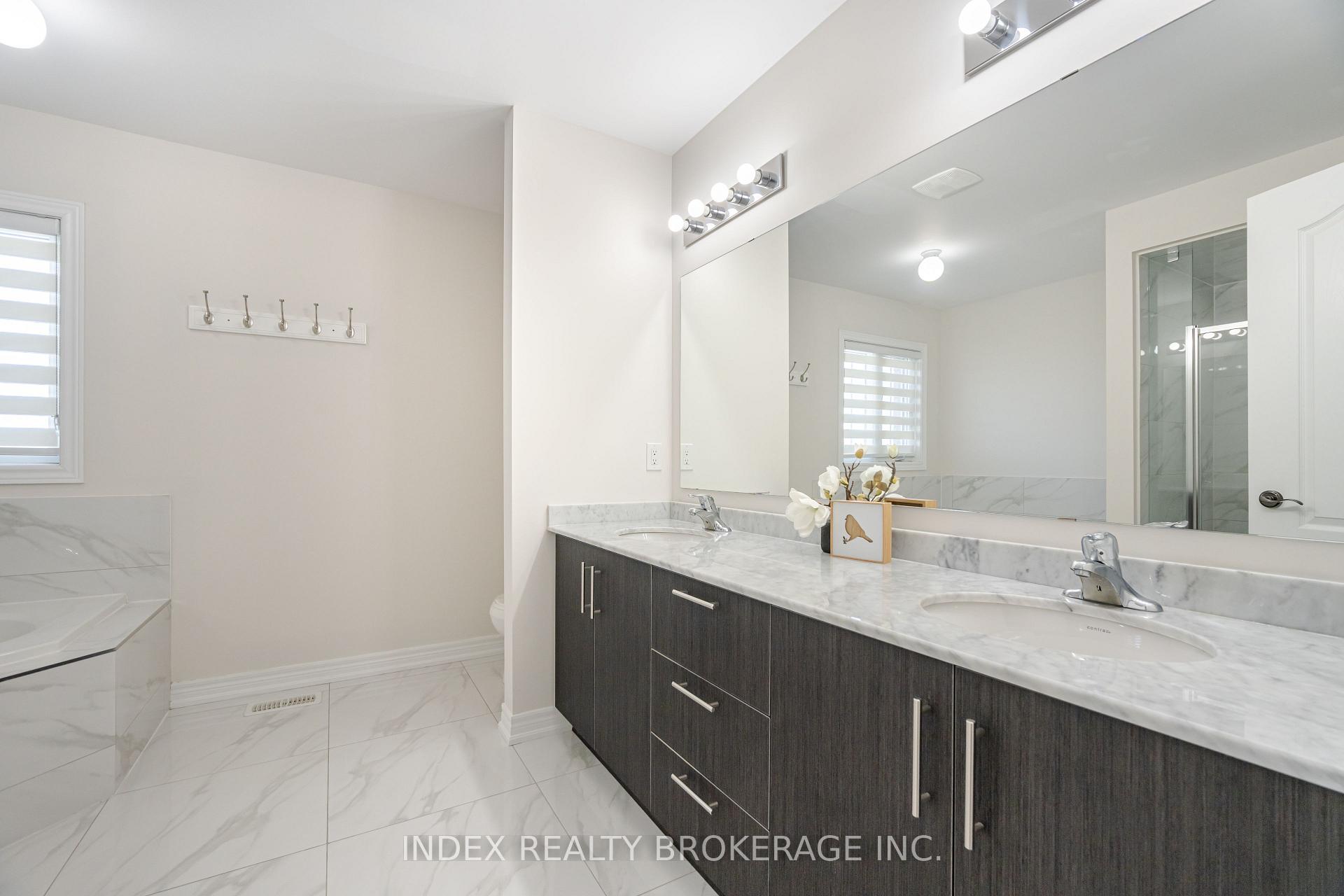 Photo 15 of 86 Hanbury Crescent, Brampton, Credit Valley — HOMEH