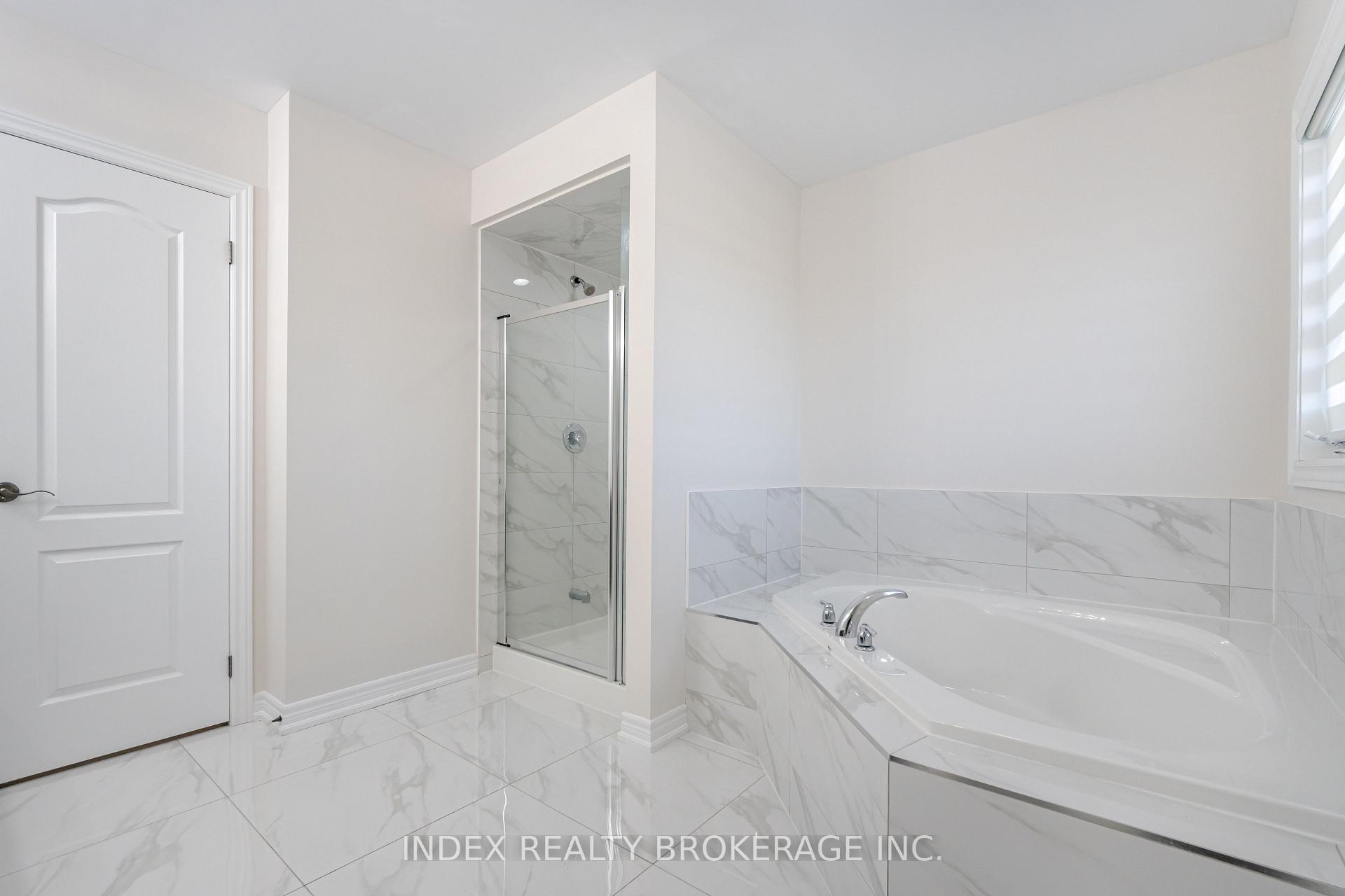 Photo 14 of 86 Hanbury Crescent, Brampton, Credit Valley — HOMEH