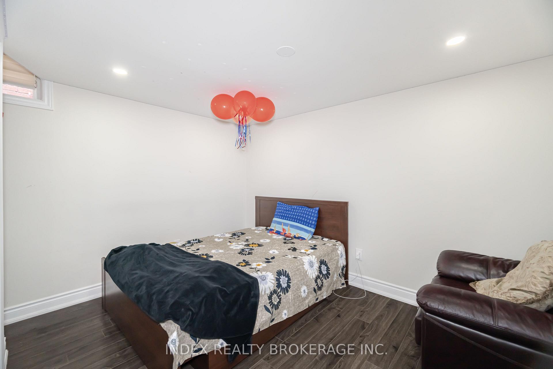 Photo 22 of 86 Hanbury Crescent, Brampton, Credit Valley — HOMEH