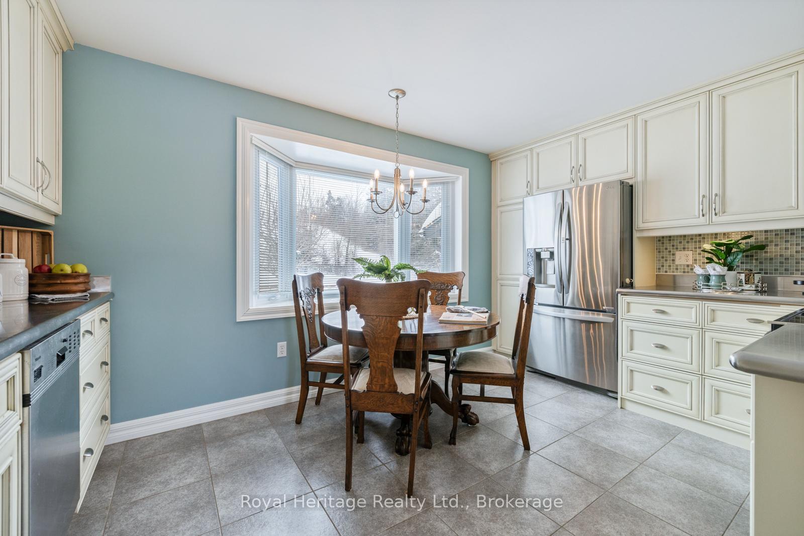 Photo 4 of 5348 Rice Lake Scenic Drive, Hamilton Township, Rural Hamilton — HOMEH