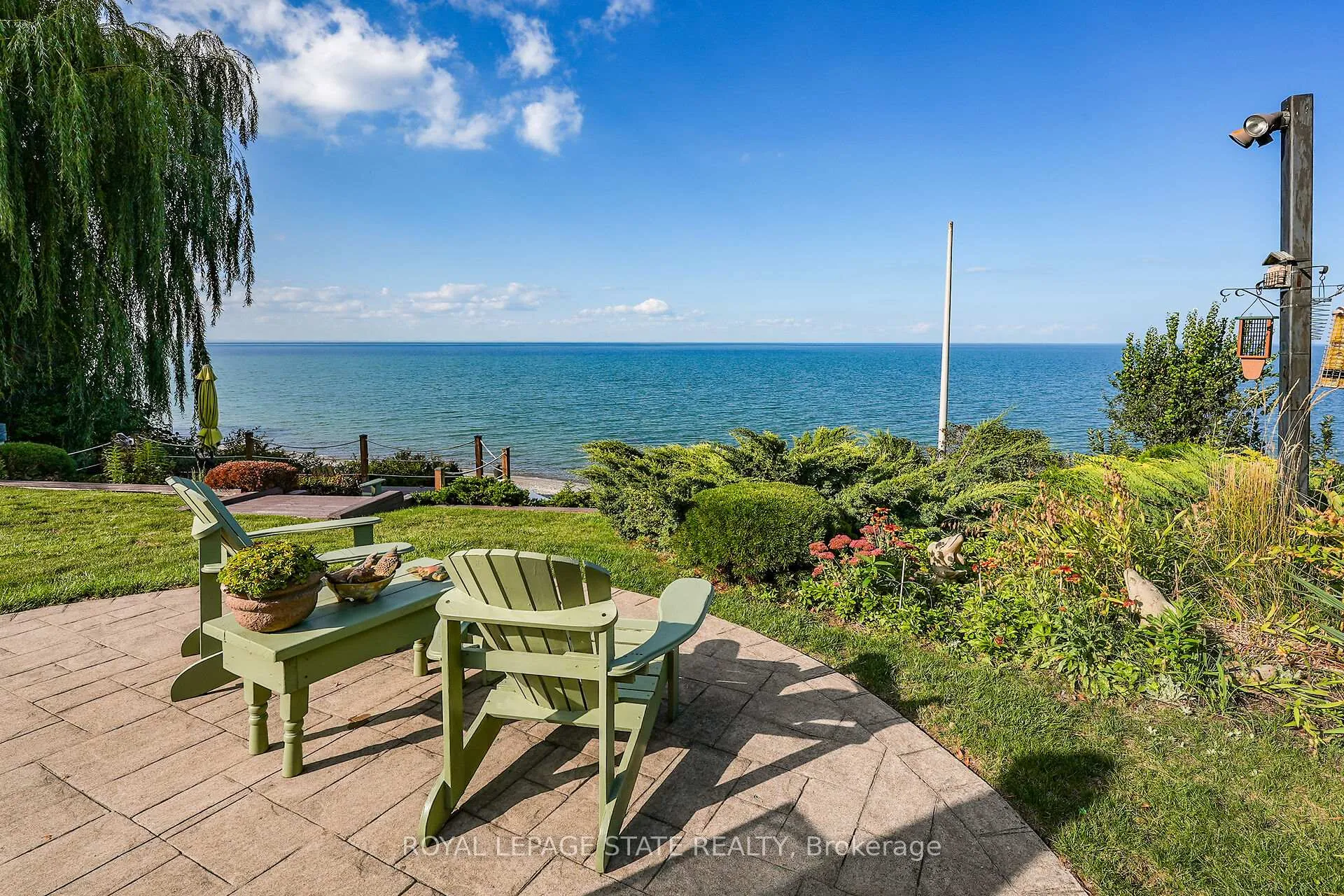 Photo 6 of 10 Tupper Boulevard, Grimsby, Grimsby Beach — HOMEH