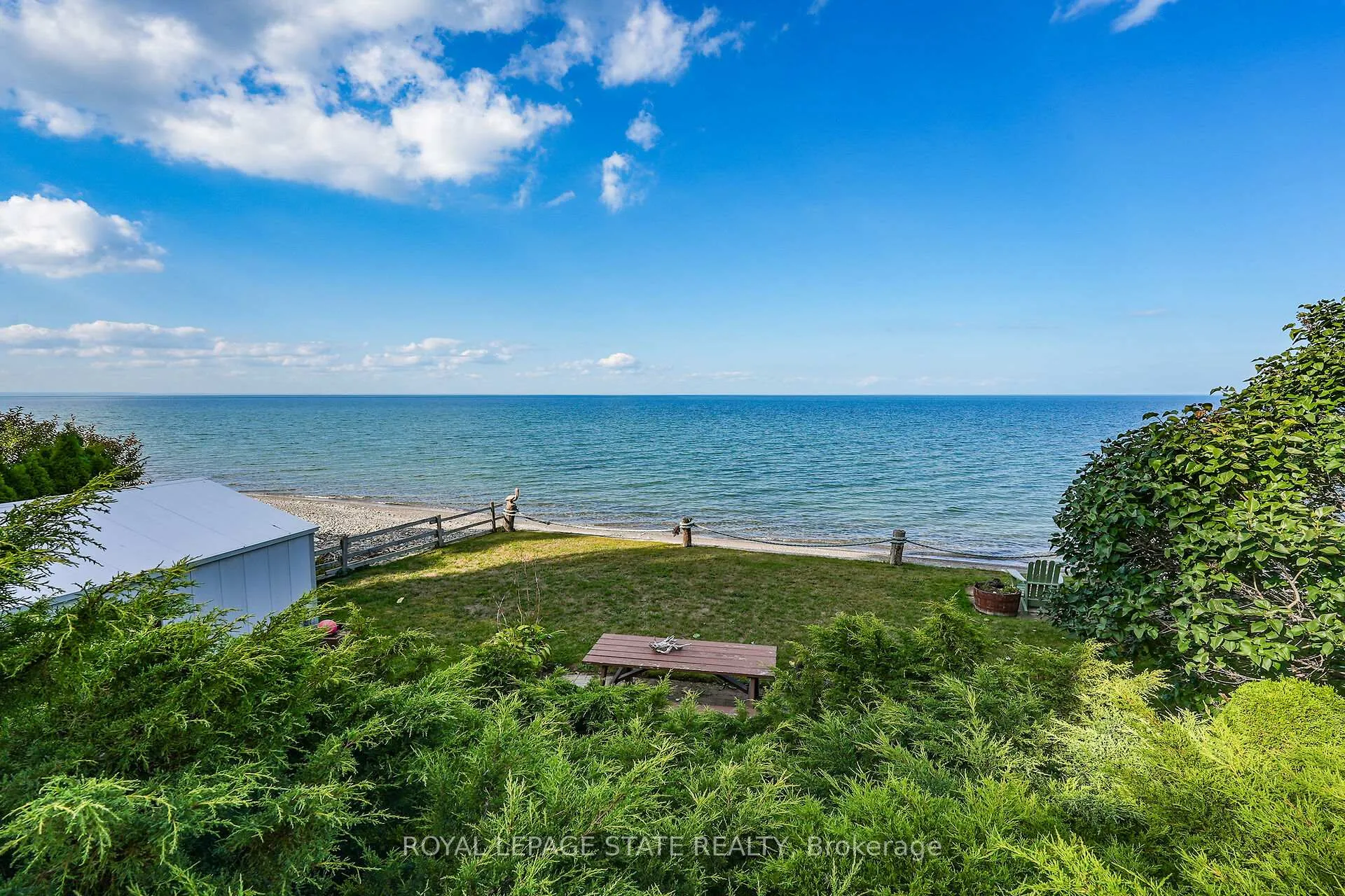 Photo 9 of 10 Tupper Boulevard, Grimsby, Grimsby Beach — HOMEH
