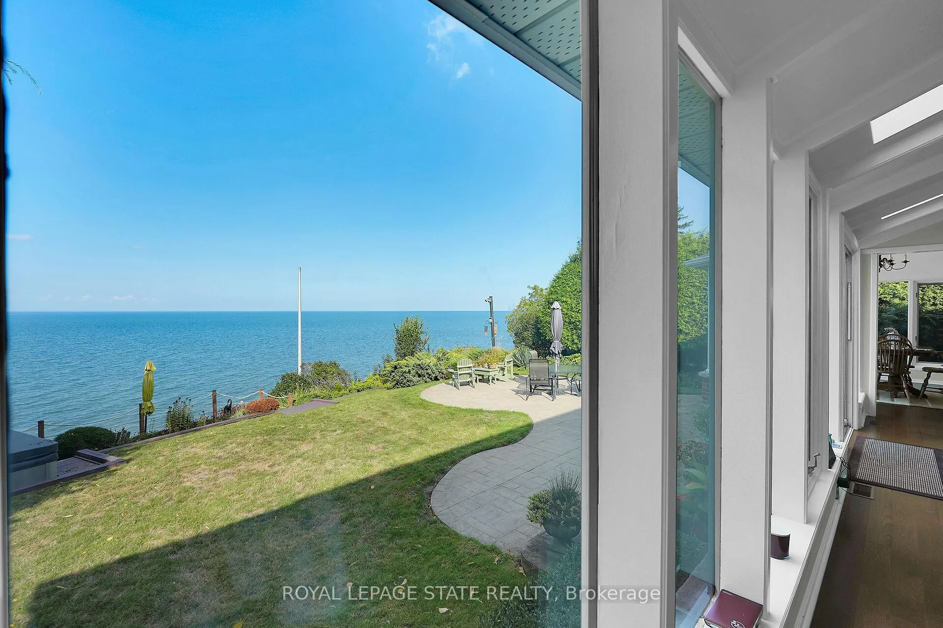 Photo 20 of 10 Tupper Boulevard, Grimsby, Grimsby Beach — HOMEH