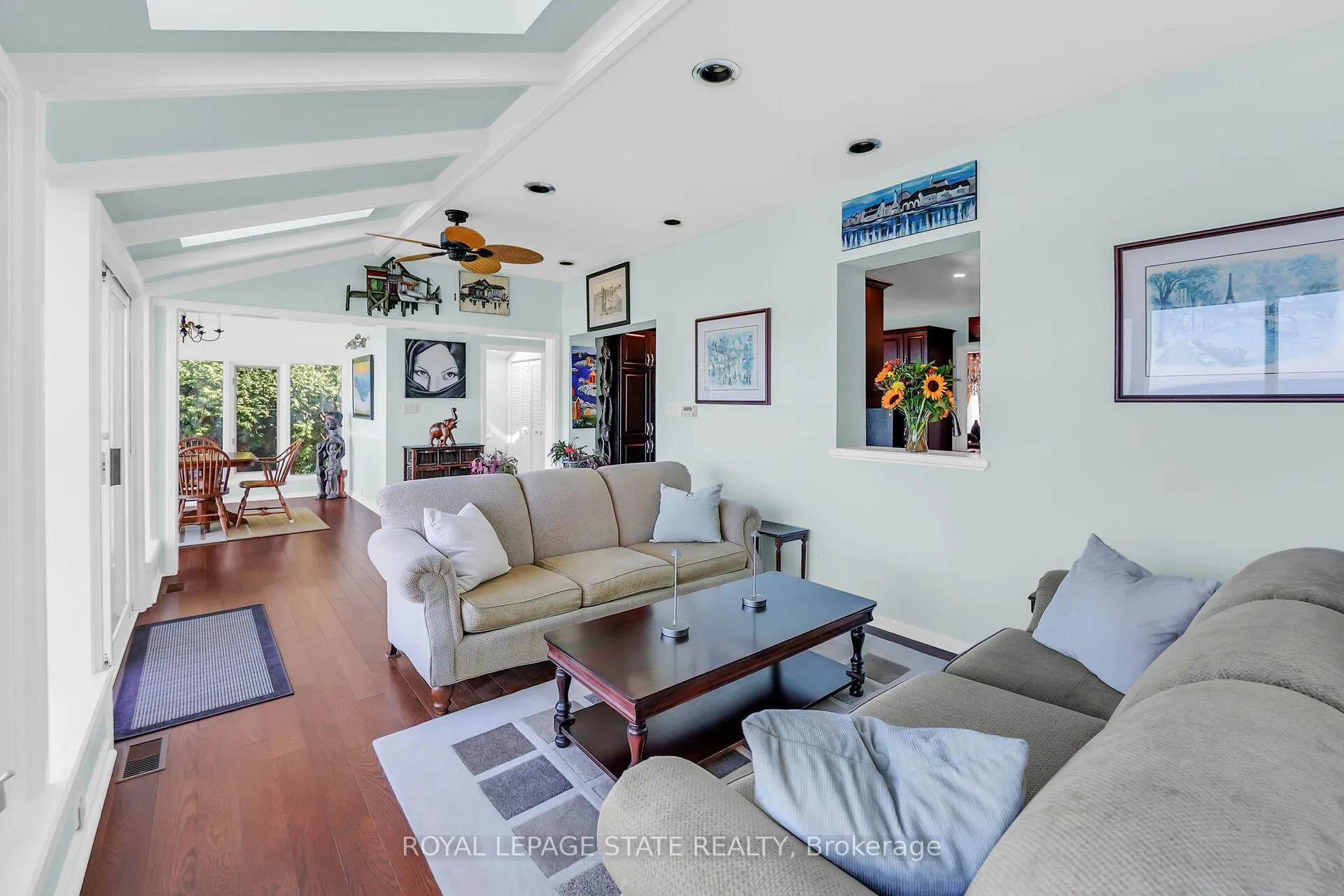 Photo 21 of 10 Tupper Boulevard, Grimsby, Grimsby Beach — HOMEH