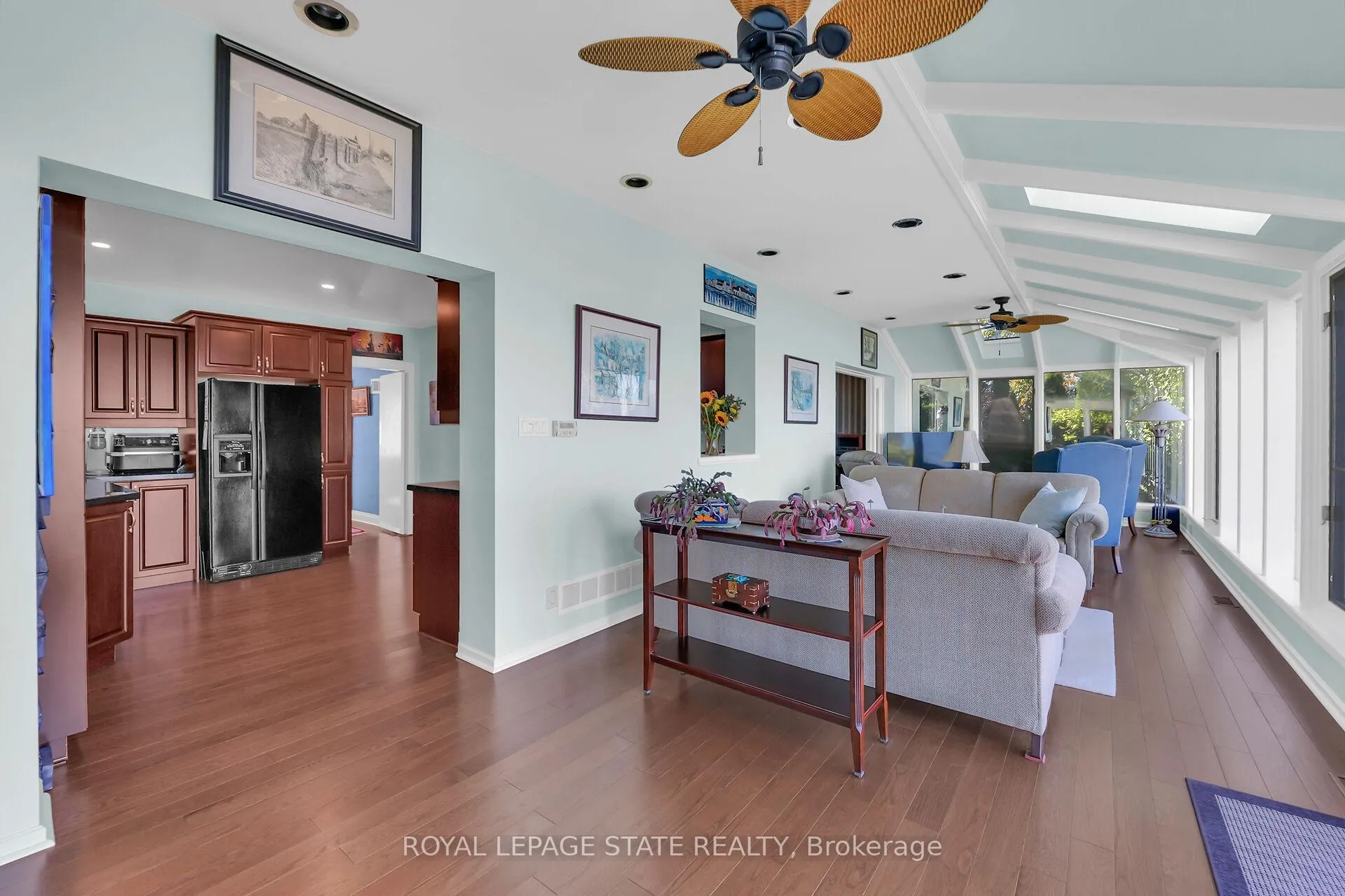 Photo 27 of 10 Tupper Boulevard, Grimsby, Grimsby Beach — HOMEH