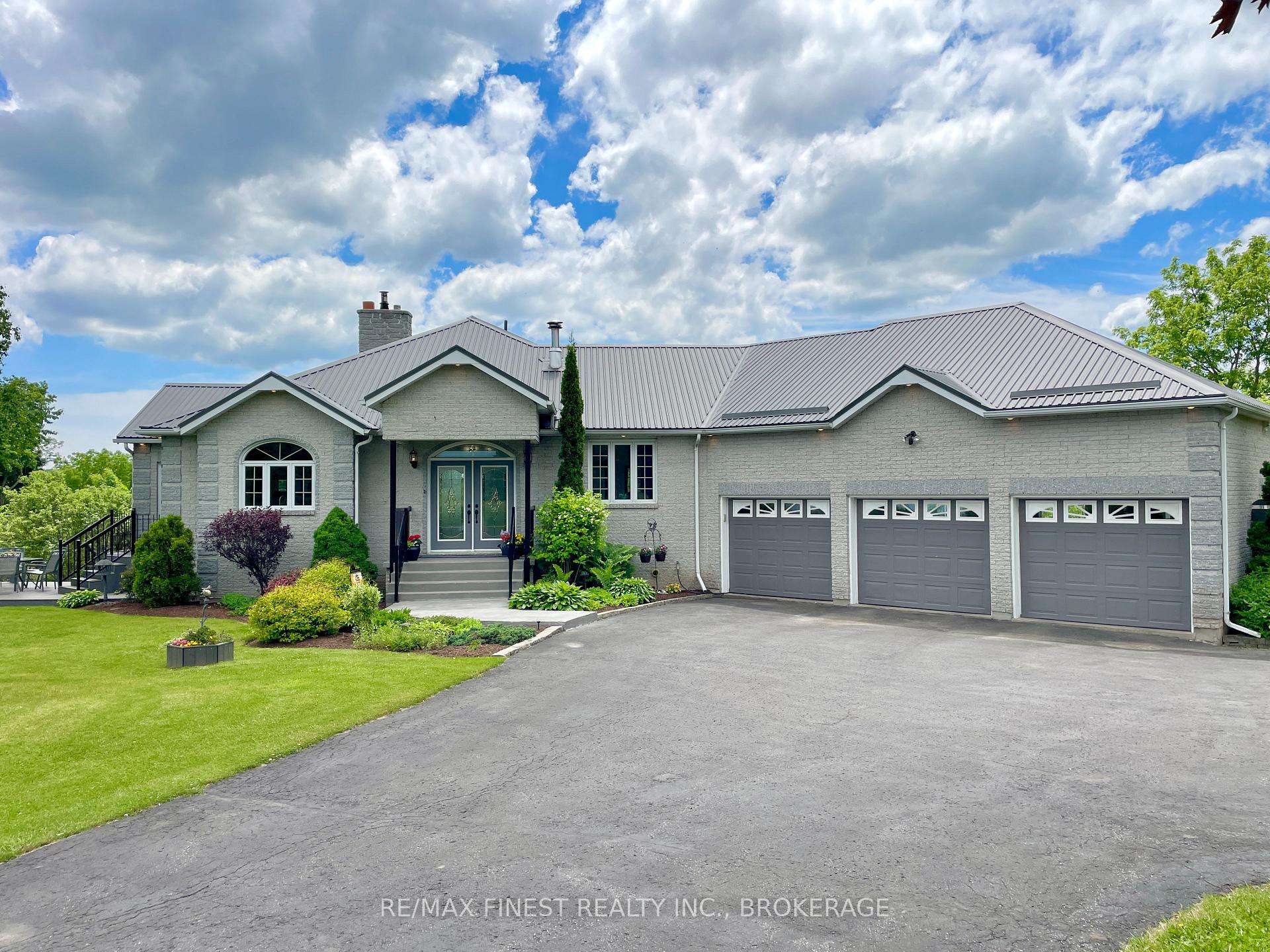 Photo 2 of 4617 Bedford Road, Frontenac, Frontenac South — HOMEH