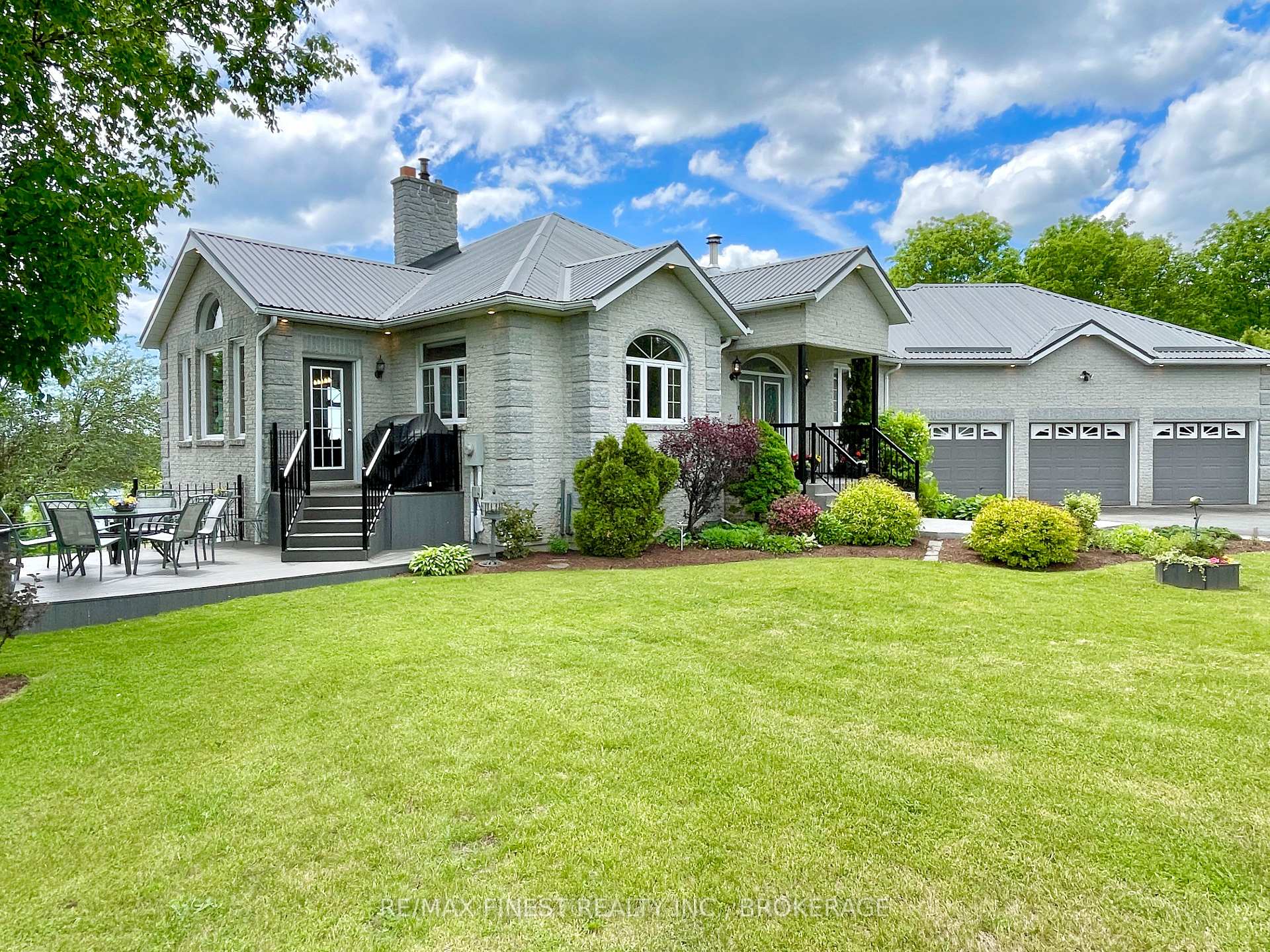 Photo 6 of 4617 Bedford Road, Frontenac, Frontenac South — HOMEH