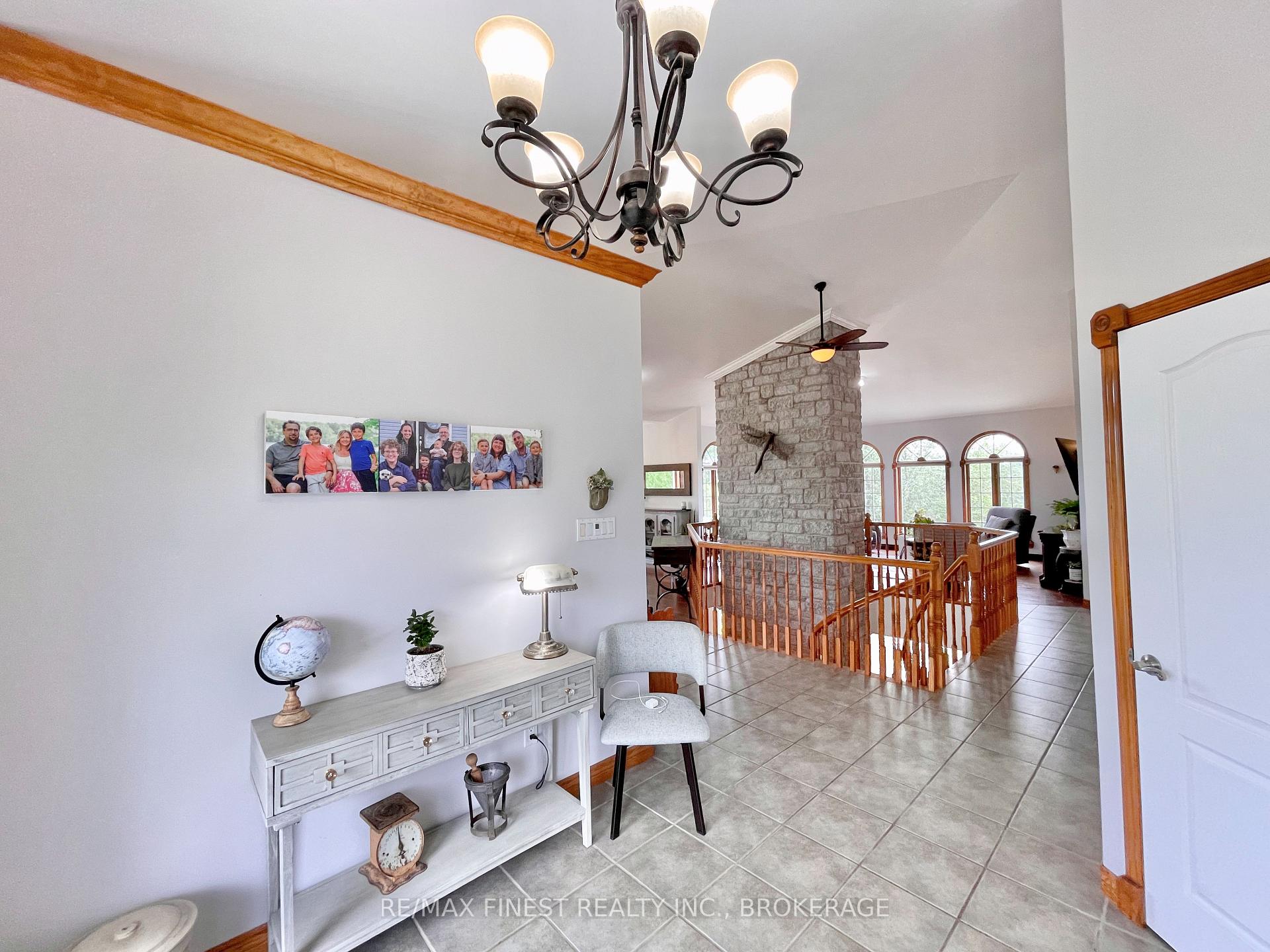 Photo 10 of 4617 Bedford Road, Frontenac, Frontenac South — HOMEH