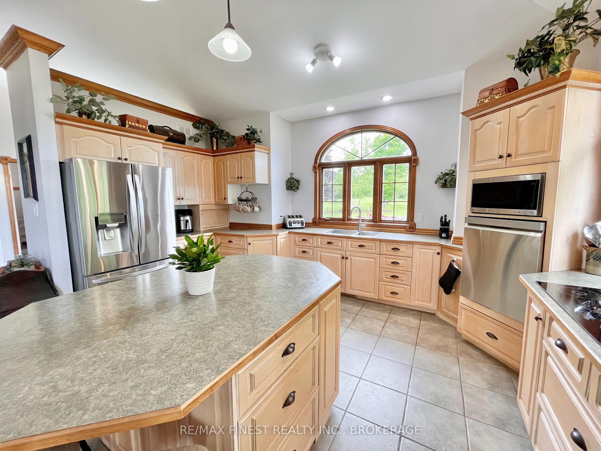 Photo 14 of 4617 Bedford Road, Frontenac, Frontenac South — HOMEH