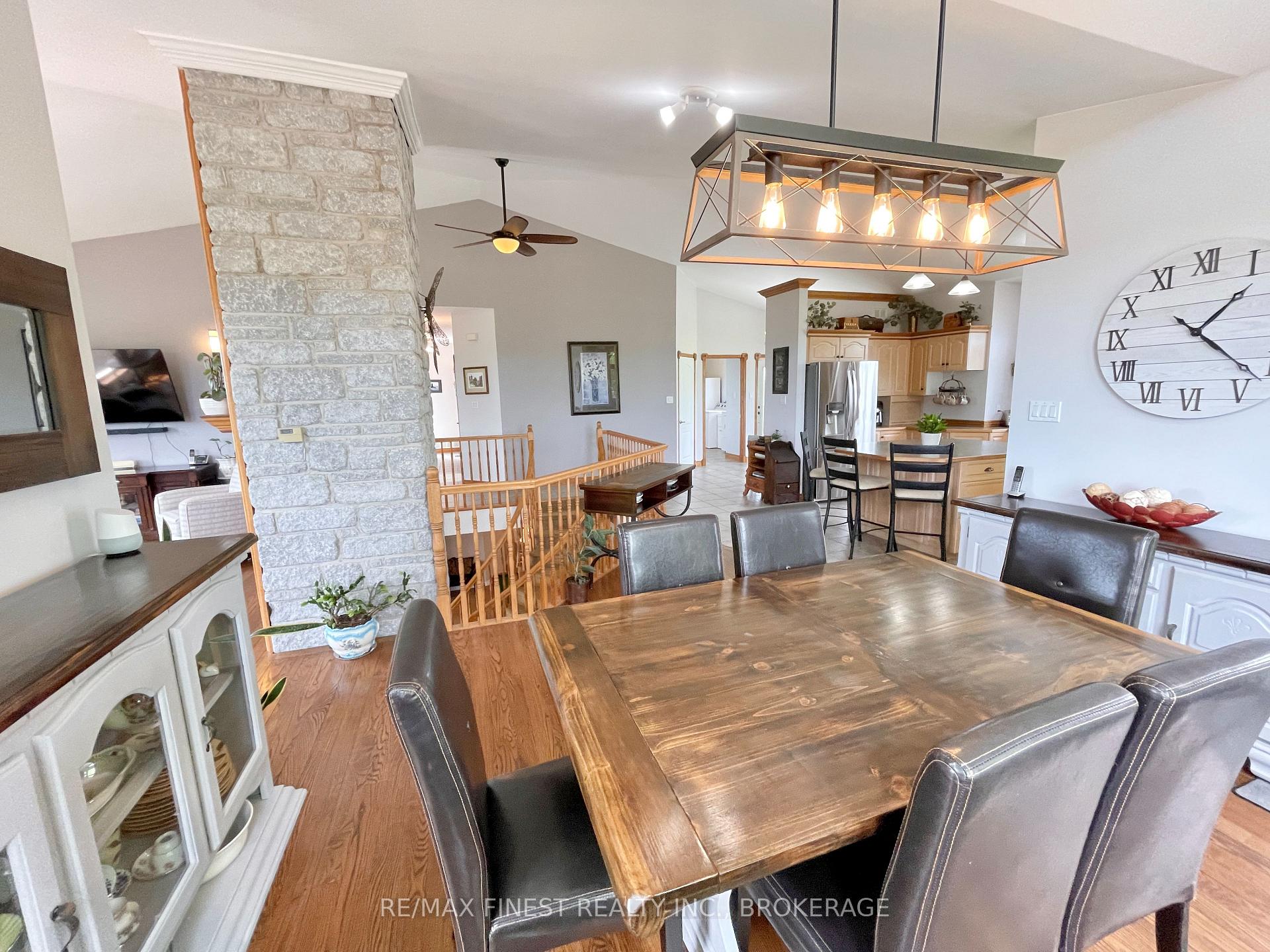 Photo 18 of 4617 Bedford Road, Frontenac, Frontenac South — HOMEH