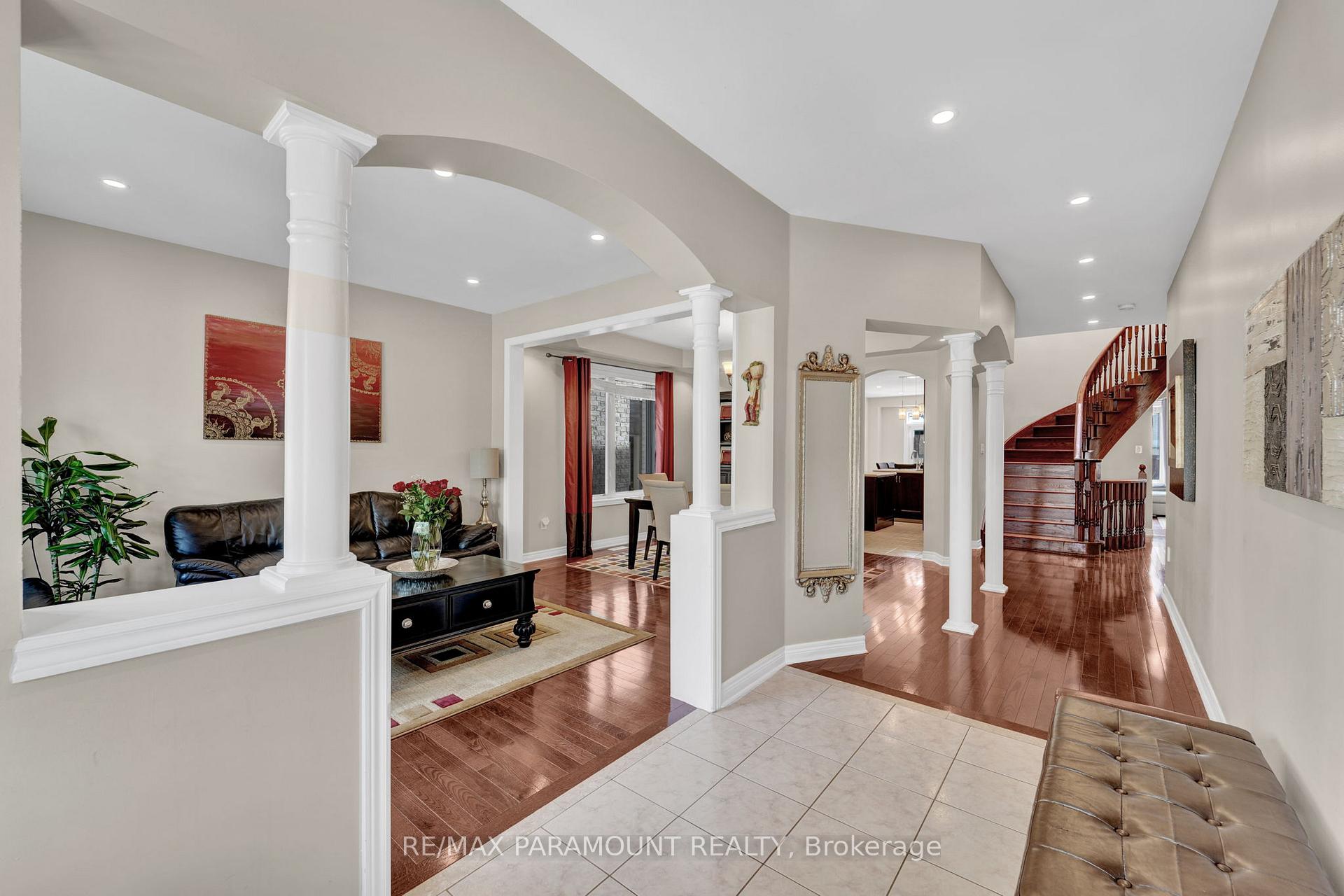 Photo 15 of 8 Eaglelanding Drive, Brampton, Bram East — HOMEH
