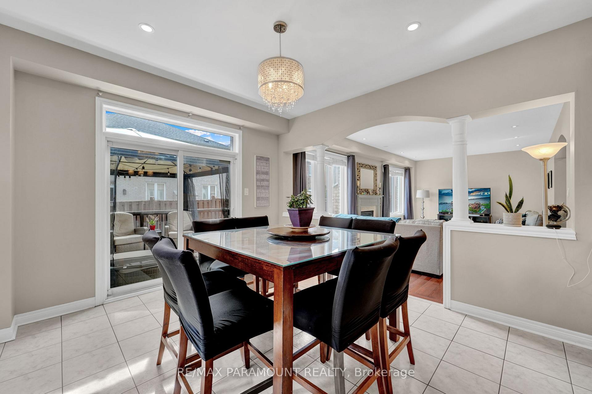 Photo 7 of 8 Eaglelanding Drive, Brampton, Bram East — HOMEH