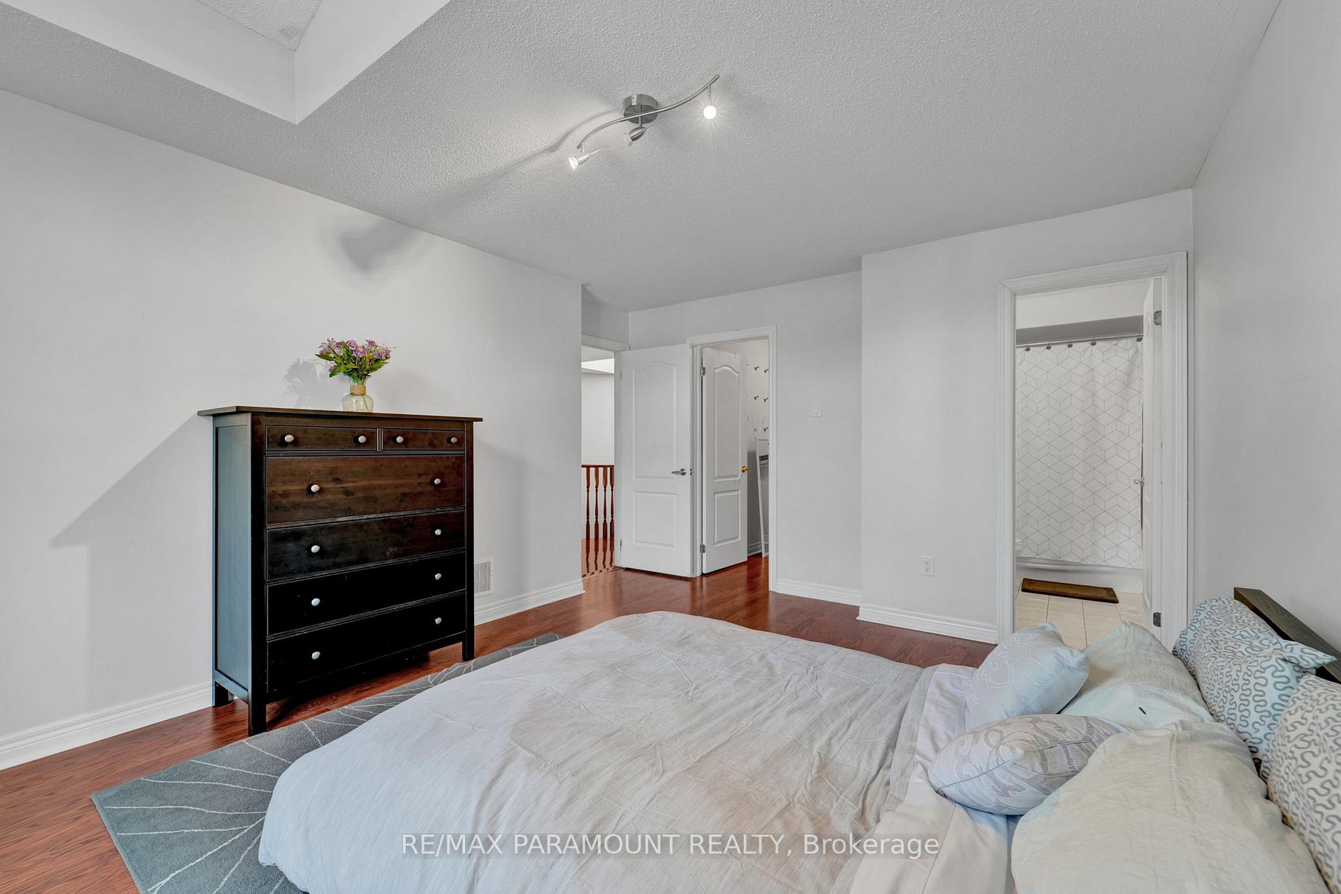 Photo 23 of 8 Eaglelanding Drive, Brampton, Bram East — HOMEH