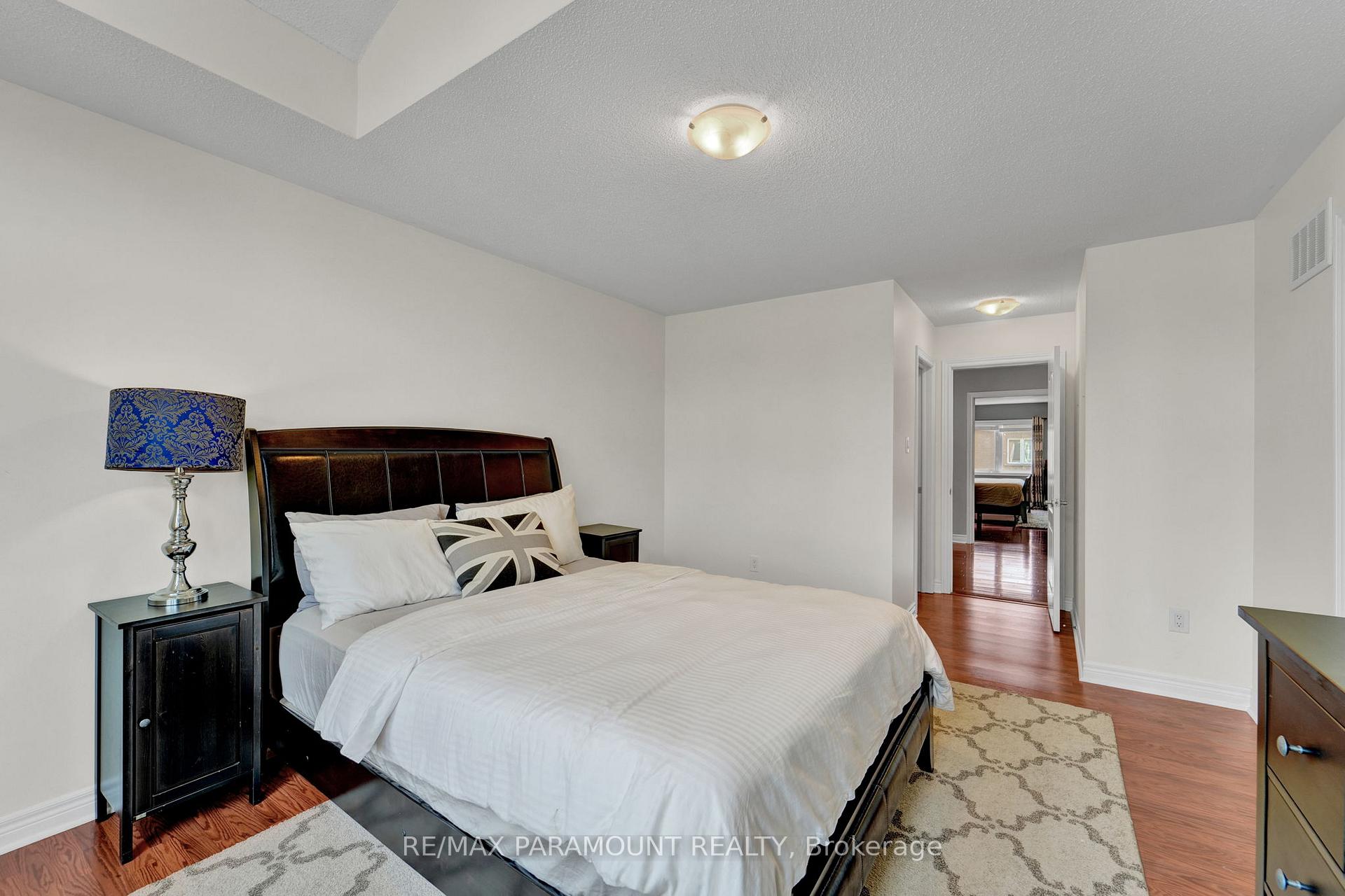 Photo 25 of 8 Eaglelanding Drive, Brampton, Bram East — HOMEH