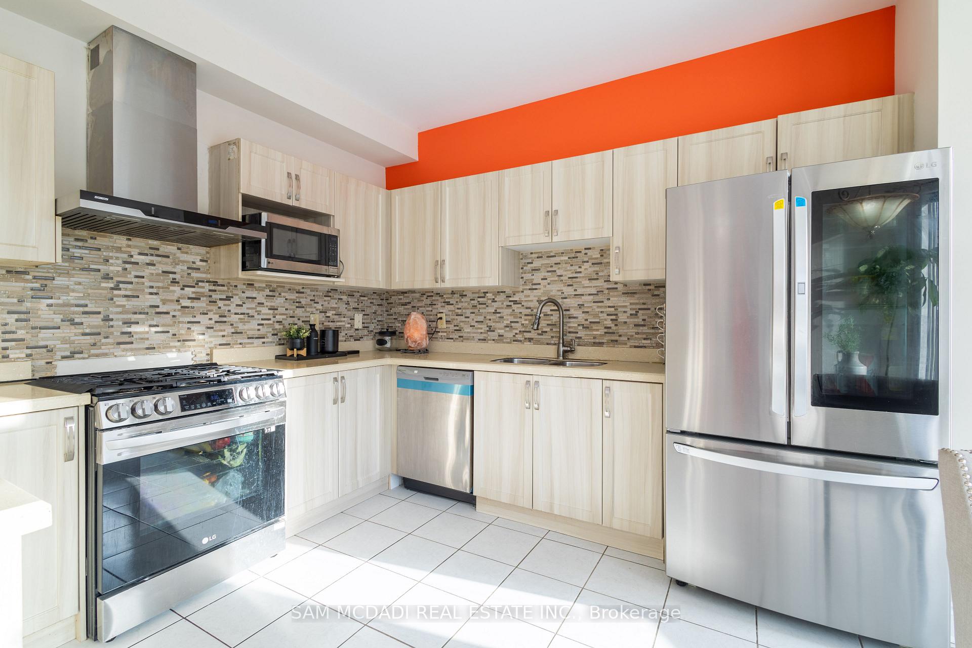 Photo 7 of 5562 Katy Gate, Mississauga, Churchill Meadows — HOMEH