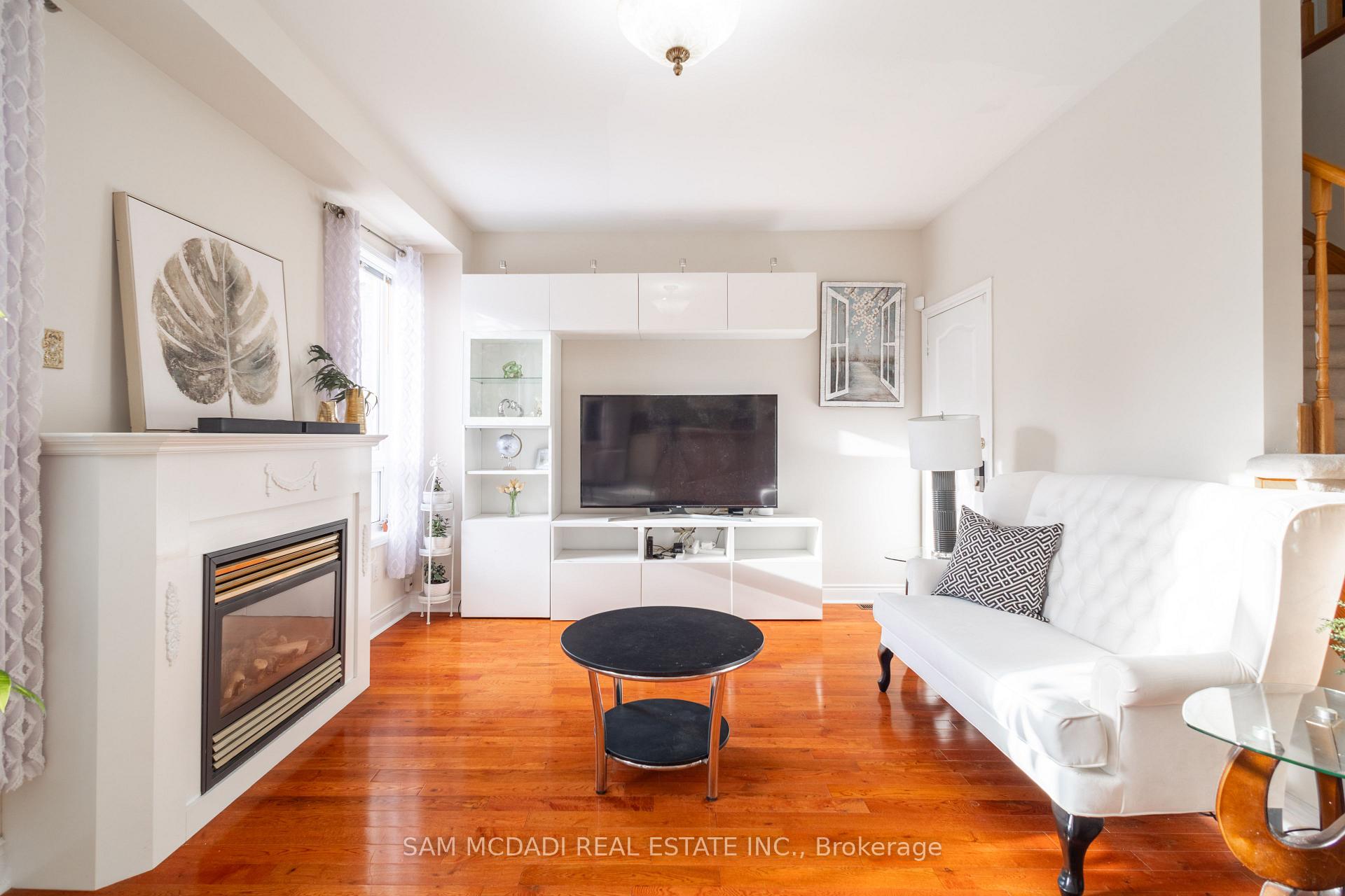 Photo 11 of 5562 Katy Gate, Mississauga, Churchill Meadows — HOMEH