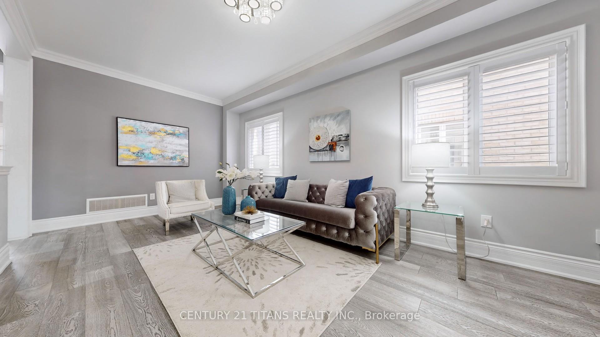 Photo 10 of 23 Santa Amato Crescent, Vaughan, Patterson — HOMEH